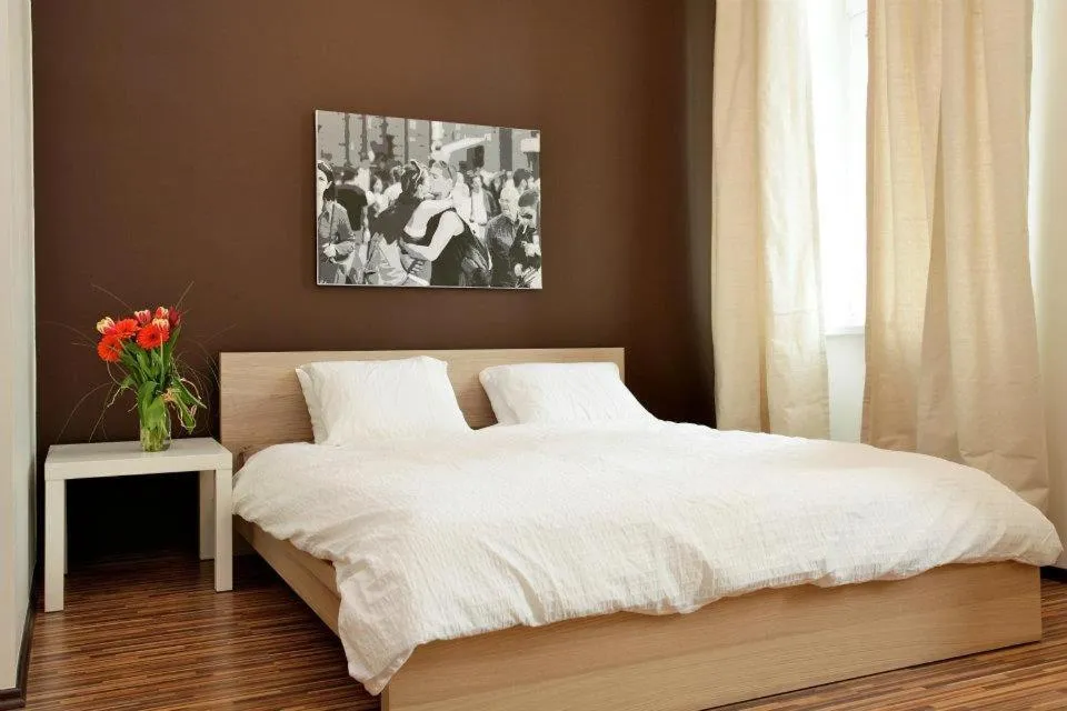 Bed in Grampa's Hostel