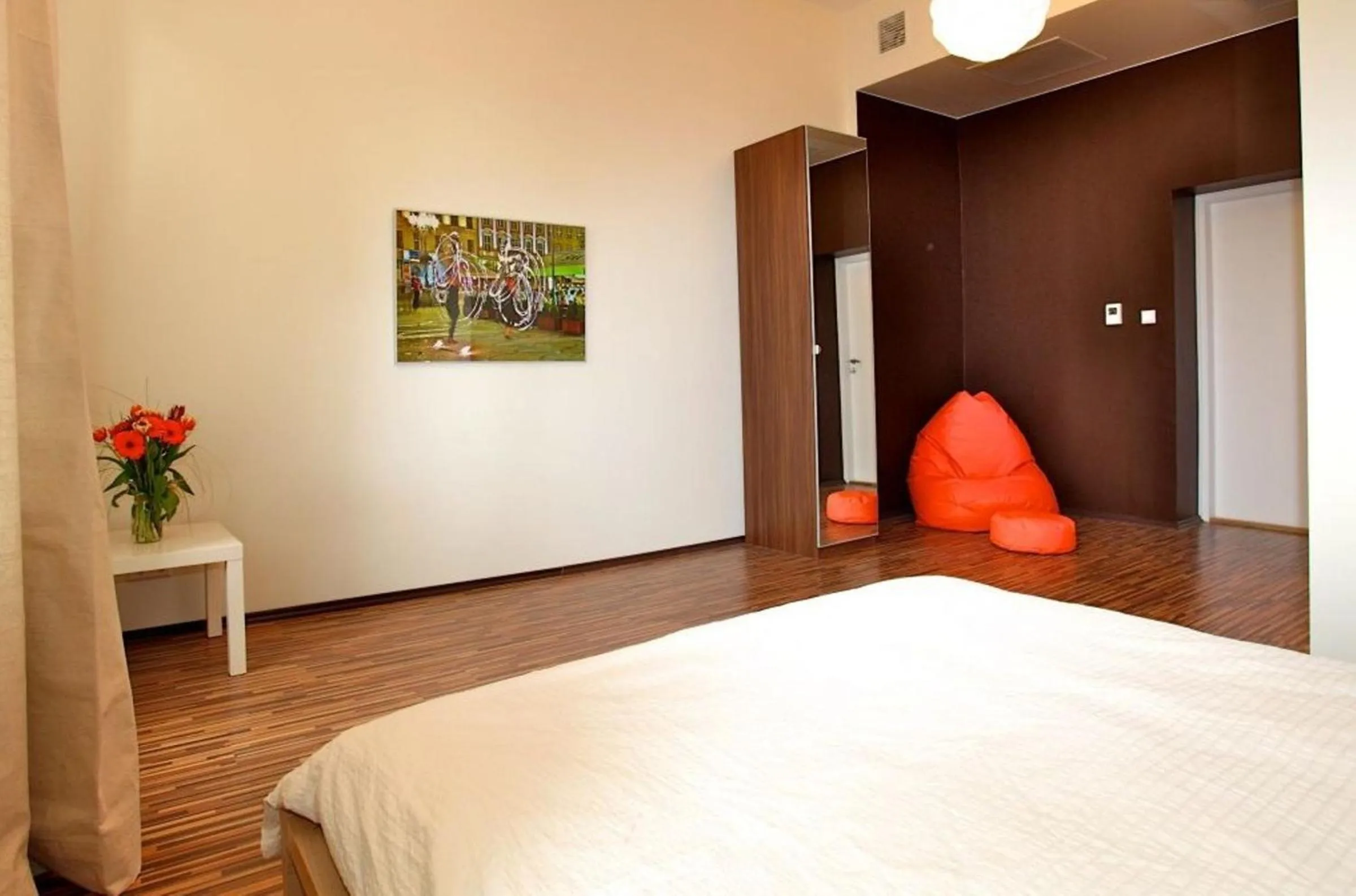 Bedroom in Grampa's Hostel