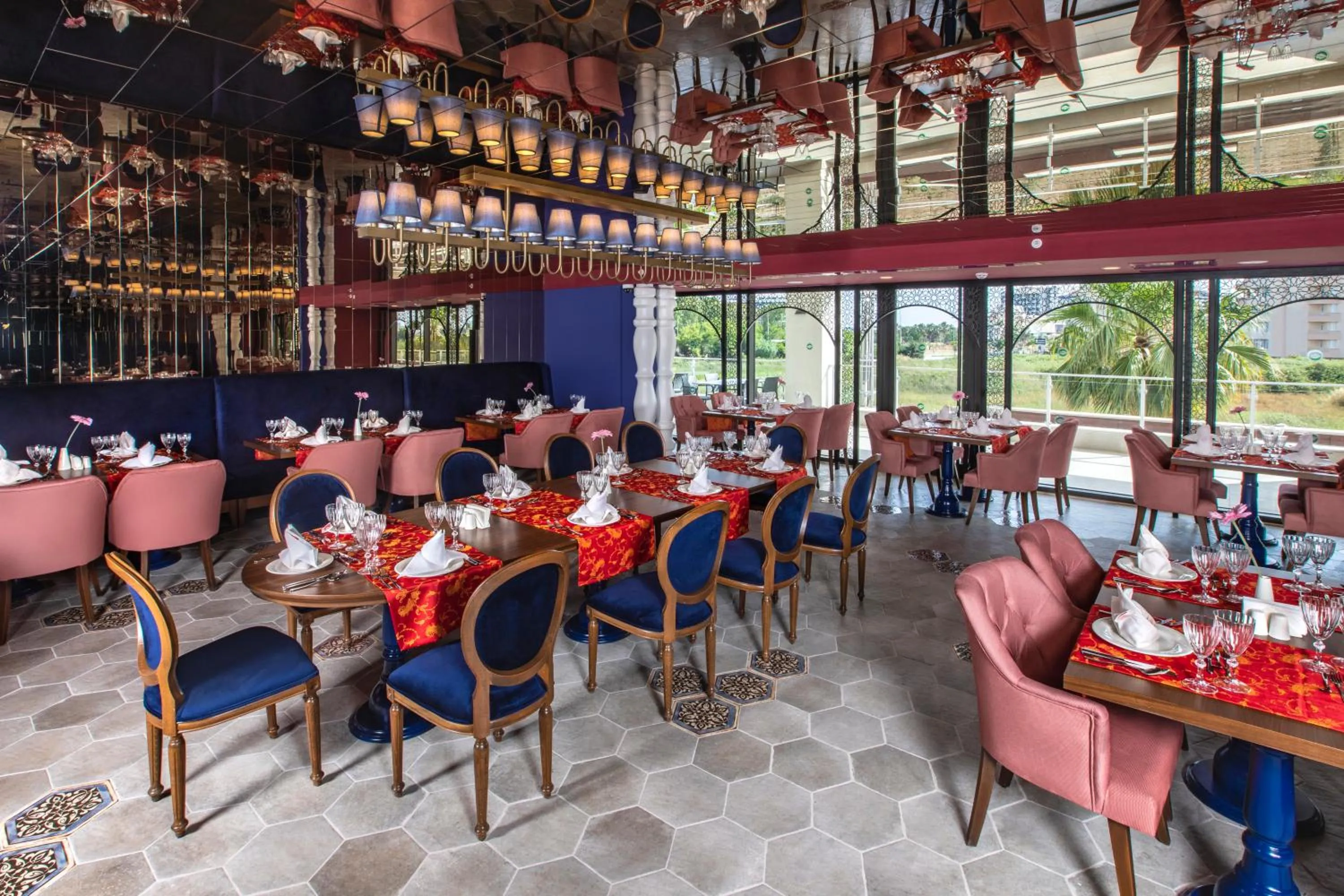 Restaurant/places to eat in Greenwood Suites Resort