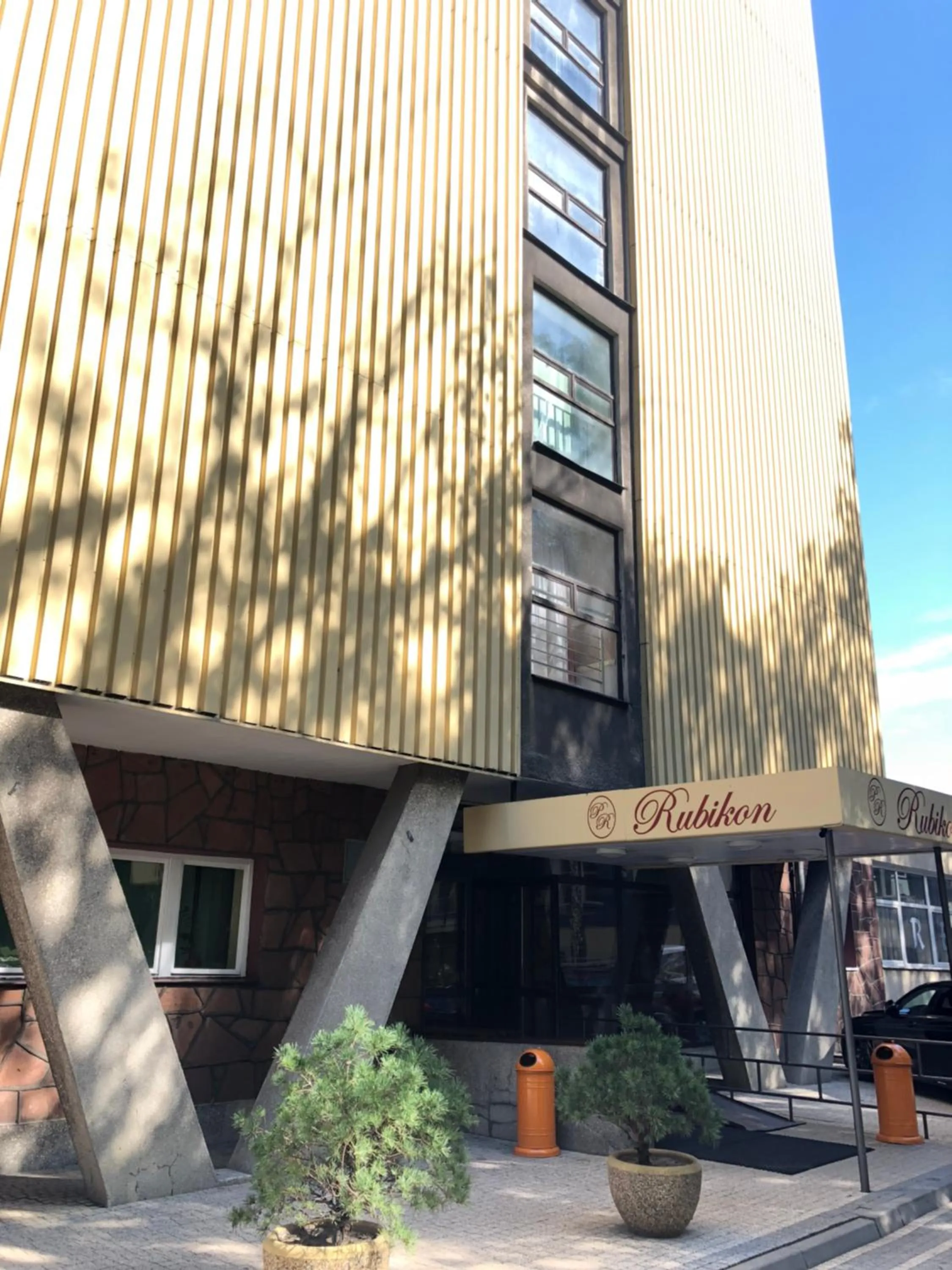 Facade/entrance in Kompleks restauracyjno-noclegowy Rubikon