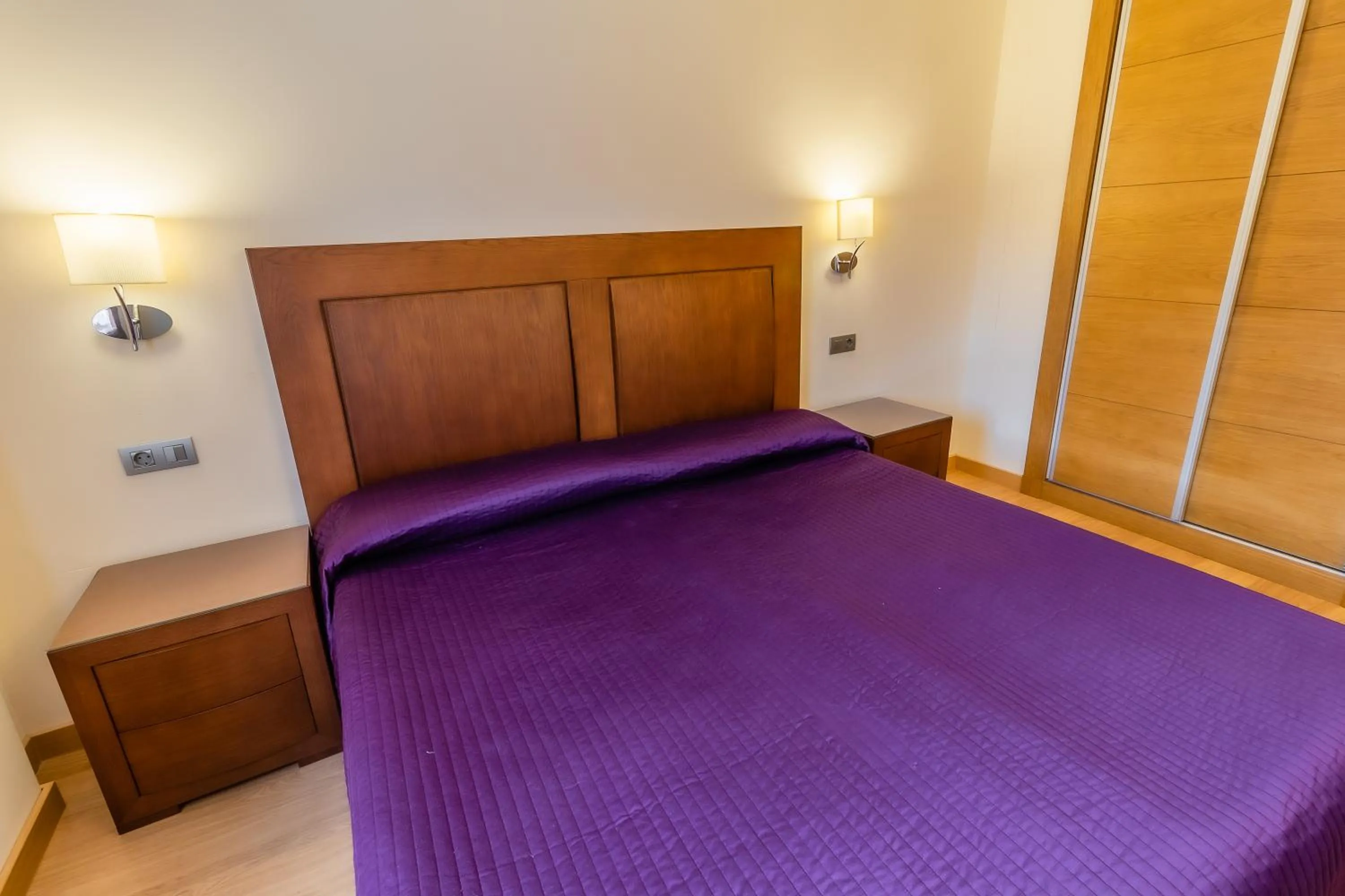 Bedroom, Bed in Apartamentos & casas rurales Santo Domingo de Silos