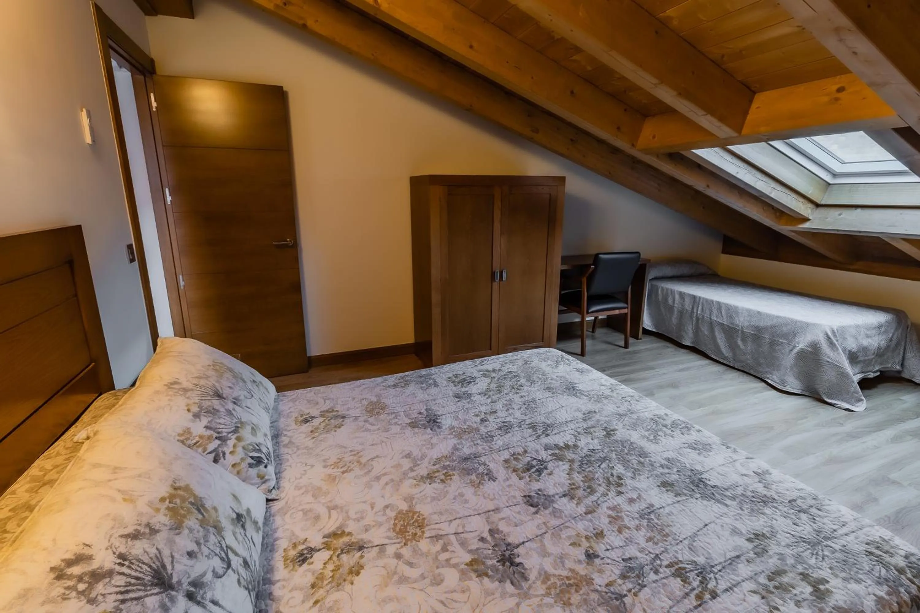 Bedroom, Bed in Apartamentos & casas rurales Santo Domingo de Silos