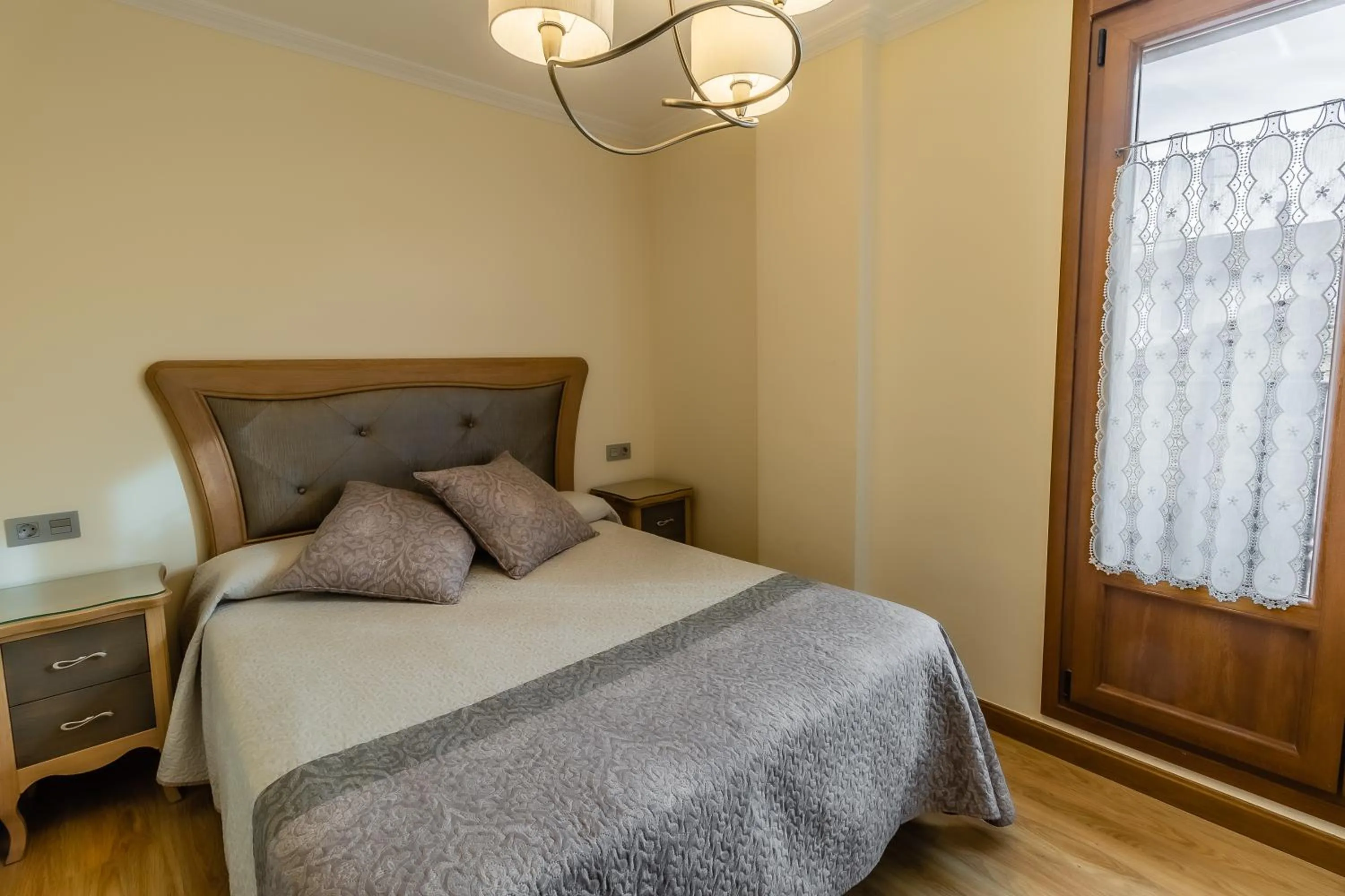 Bedroom, Bed in Apartamentos & casas rurales Santo Domingo de Silos