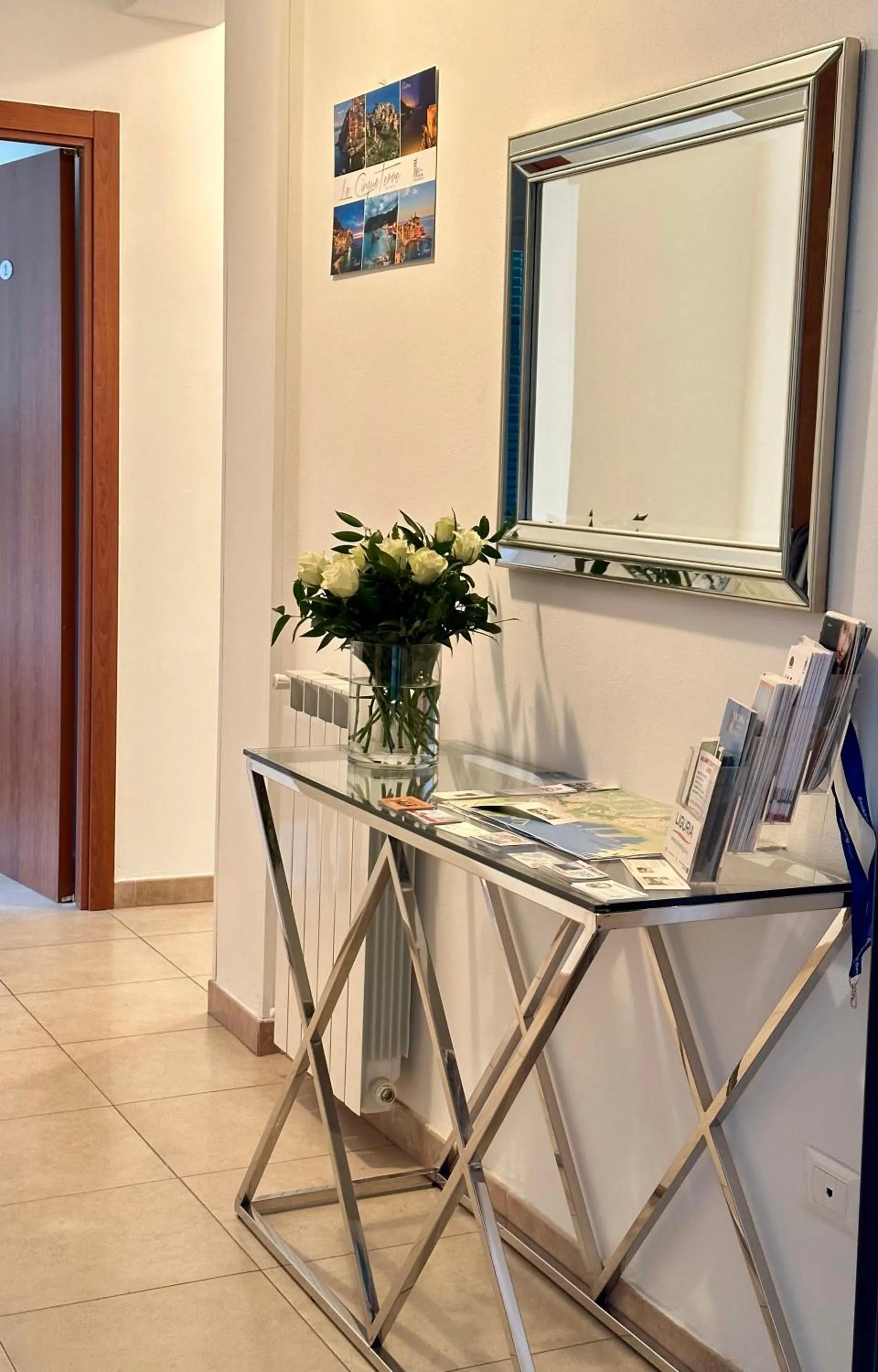 Dining area in La Villetta del Golfo