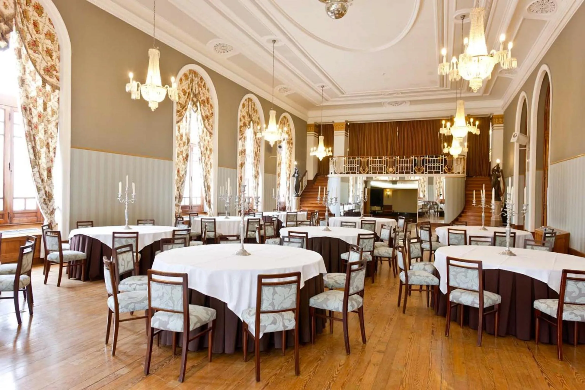 Restaurant/places to eat in Curia Palace Hotel & Spa