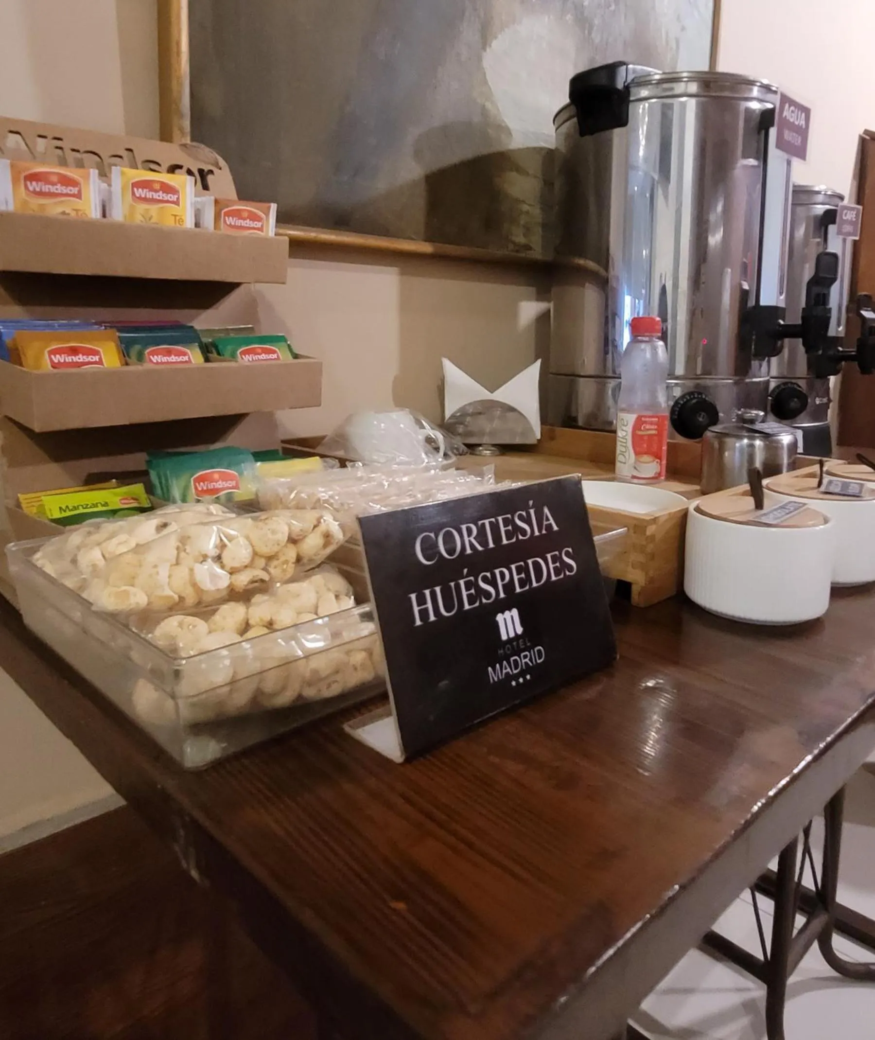 Coffee/tea facilities in Hotel Madrid