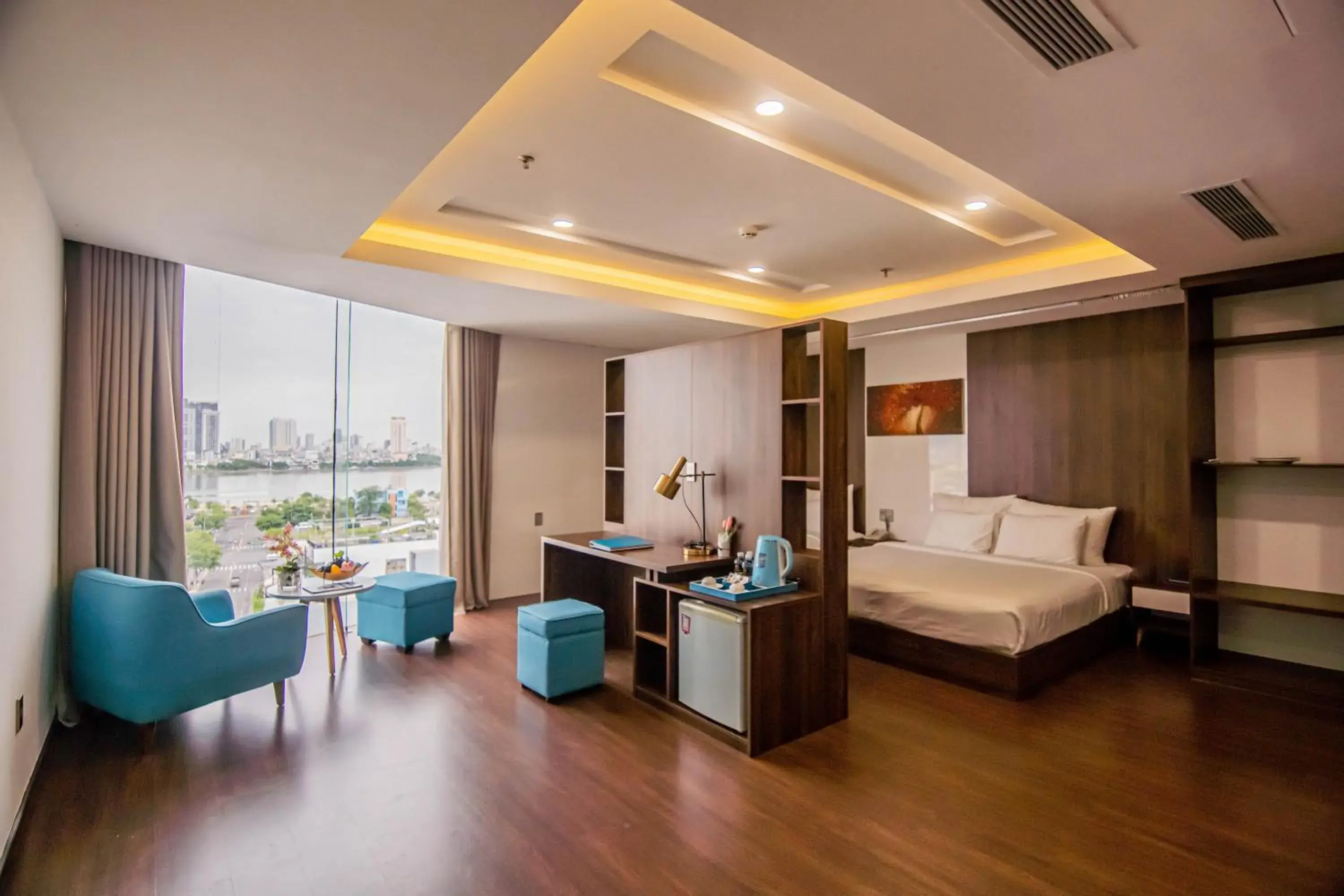 Deluxe Family Suite in Gold Hotel Da Nang by Haviland Deluxe Family Suite in Gold Hotel Da Nang by Haviland