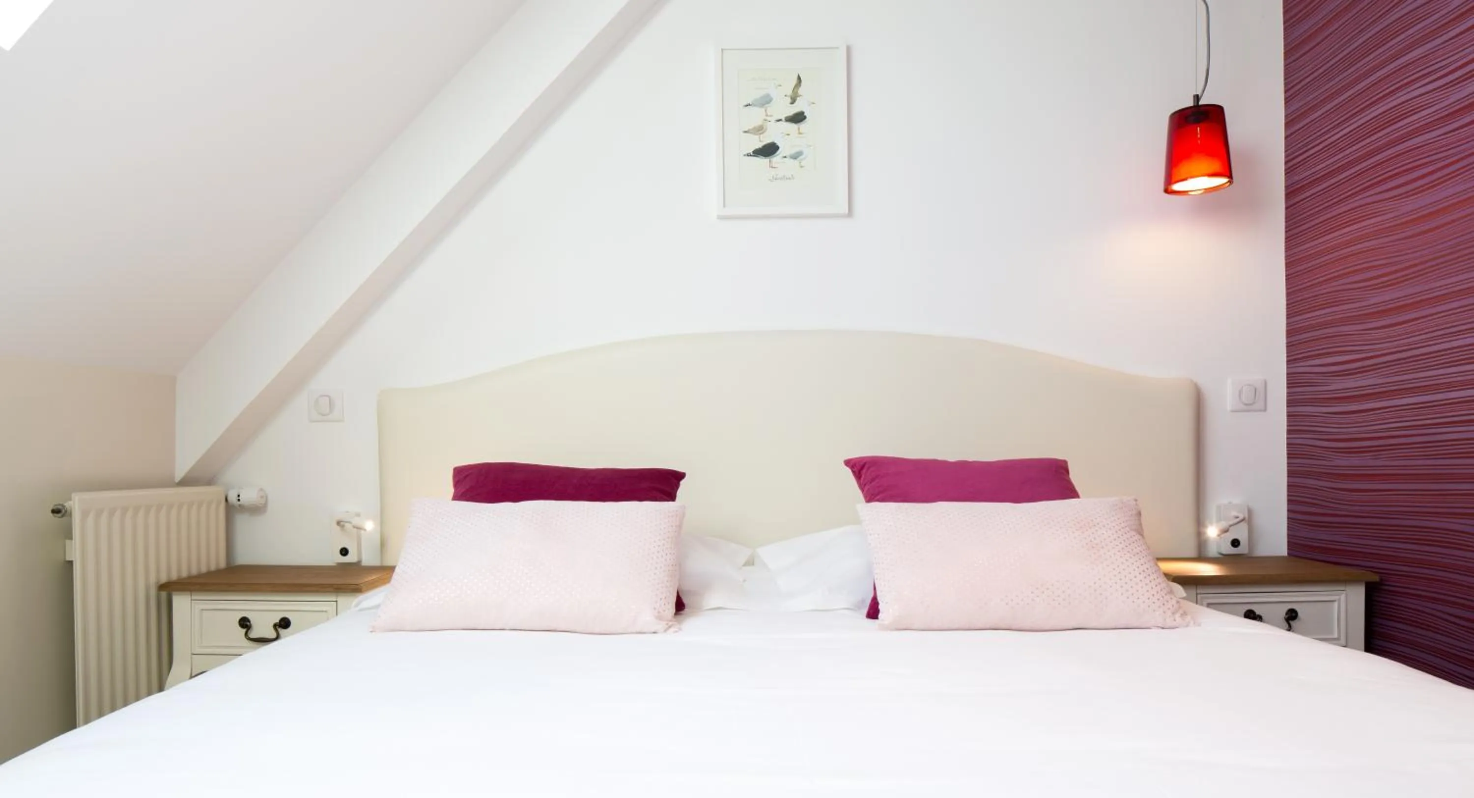 Bed in Les Chants d'Ailes - Hôtel Face Mer