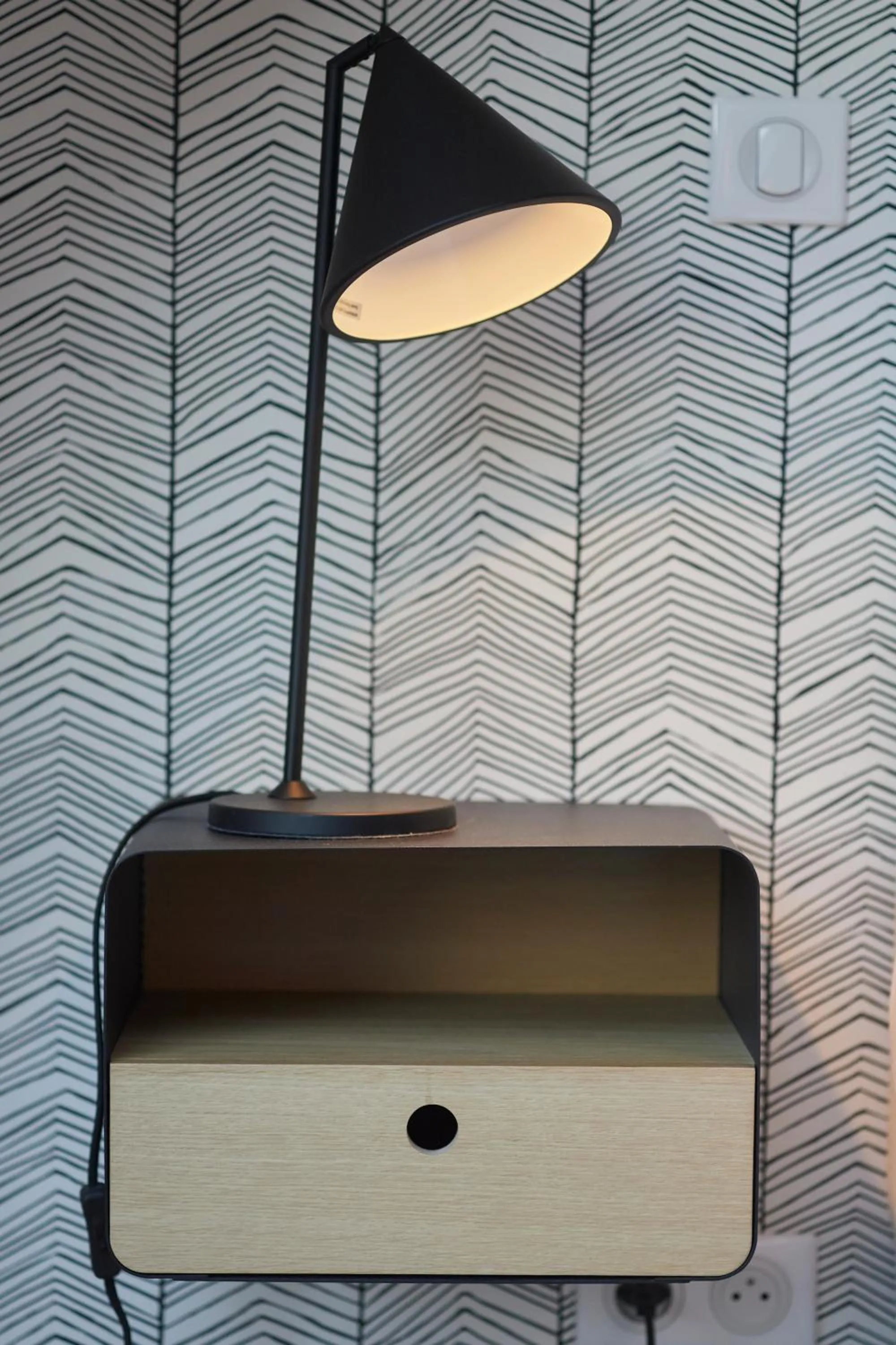 Decorative detail in Les Chants d'Ailes - Hôtel Face Mer