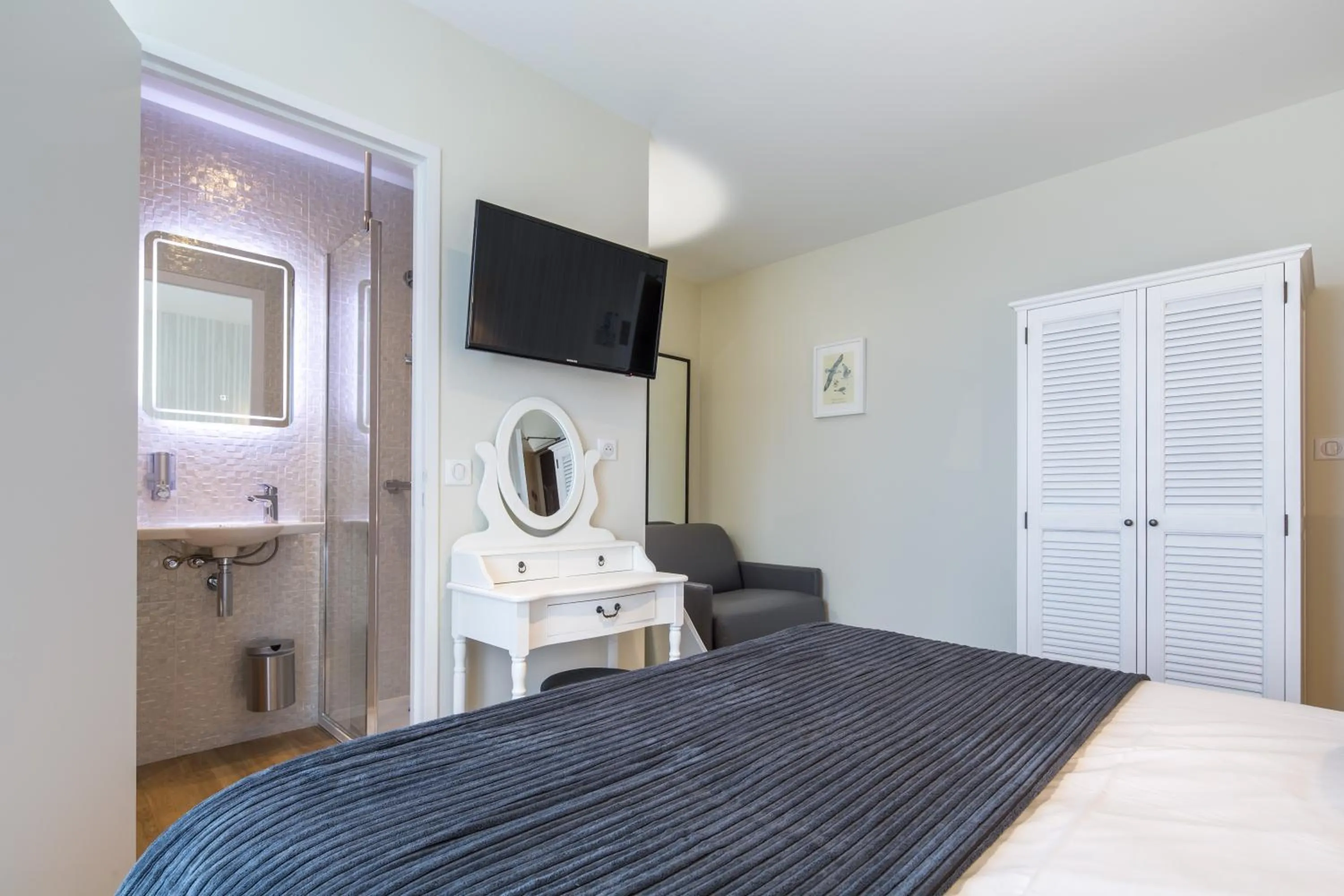 Bed in Les Chants d'Ailes - Hôtel Face Mer