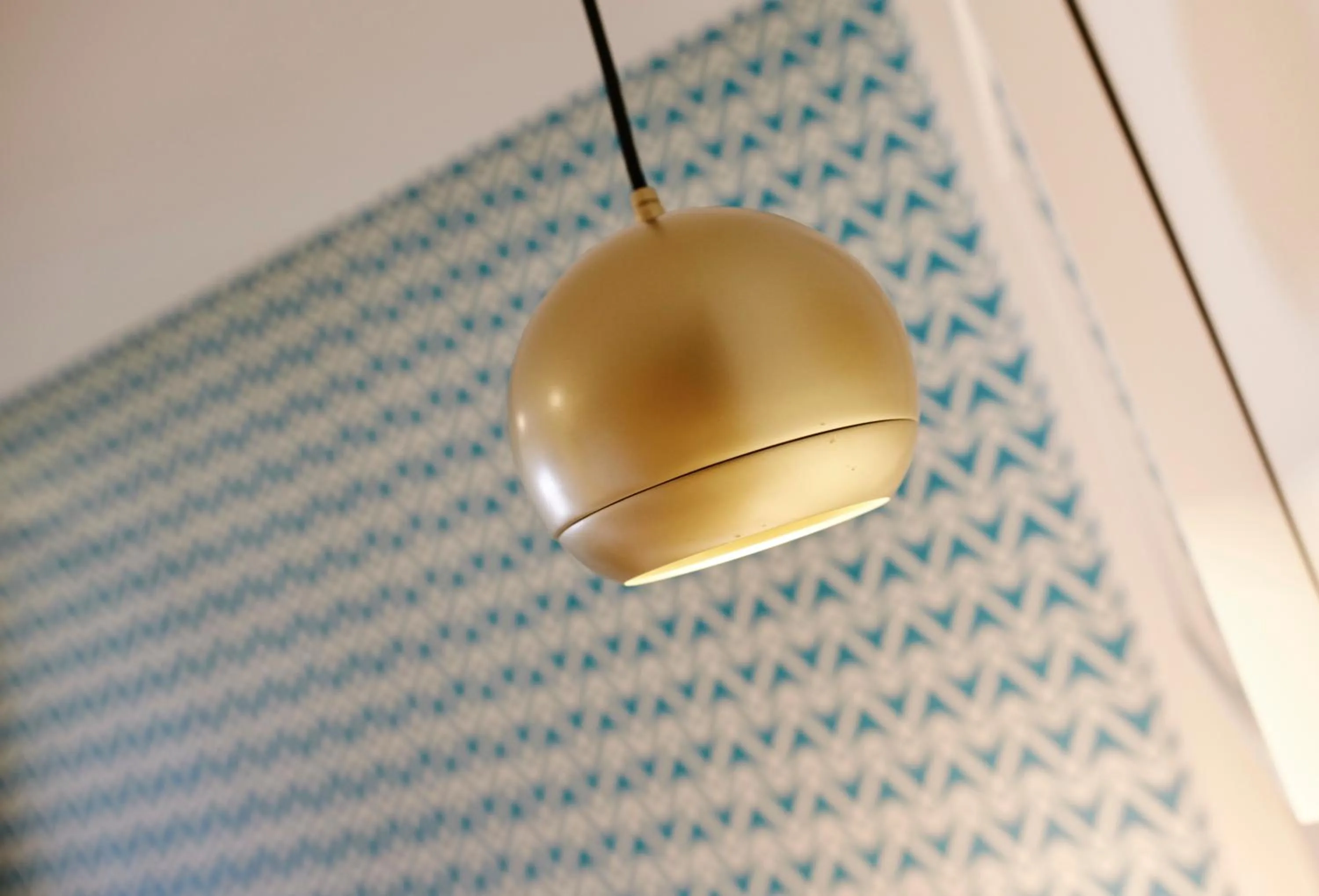 Decorative detail in Les Chants d'Ailes - Hôtel Face Mer