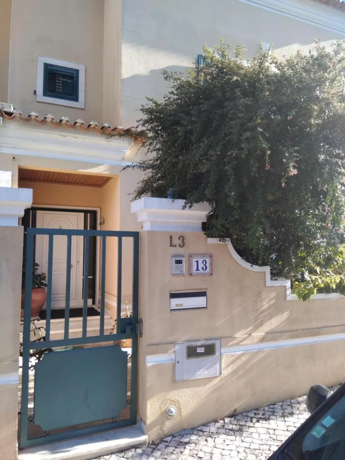 Property building in Global Guests