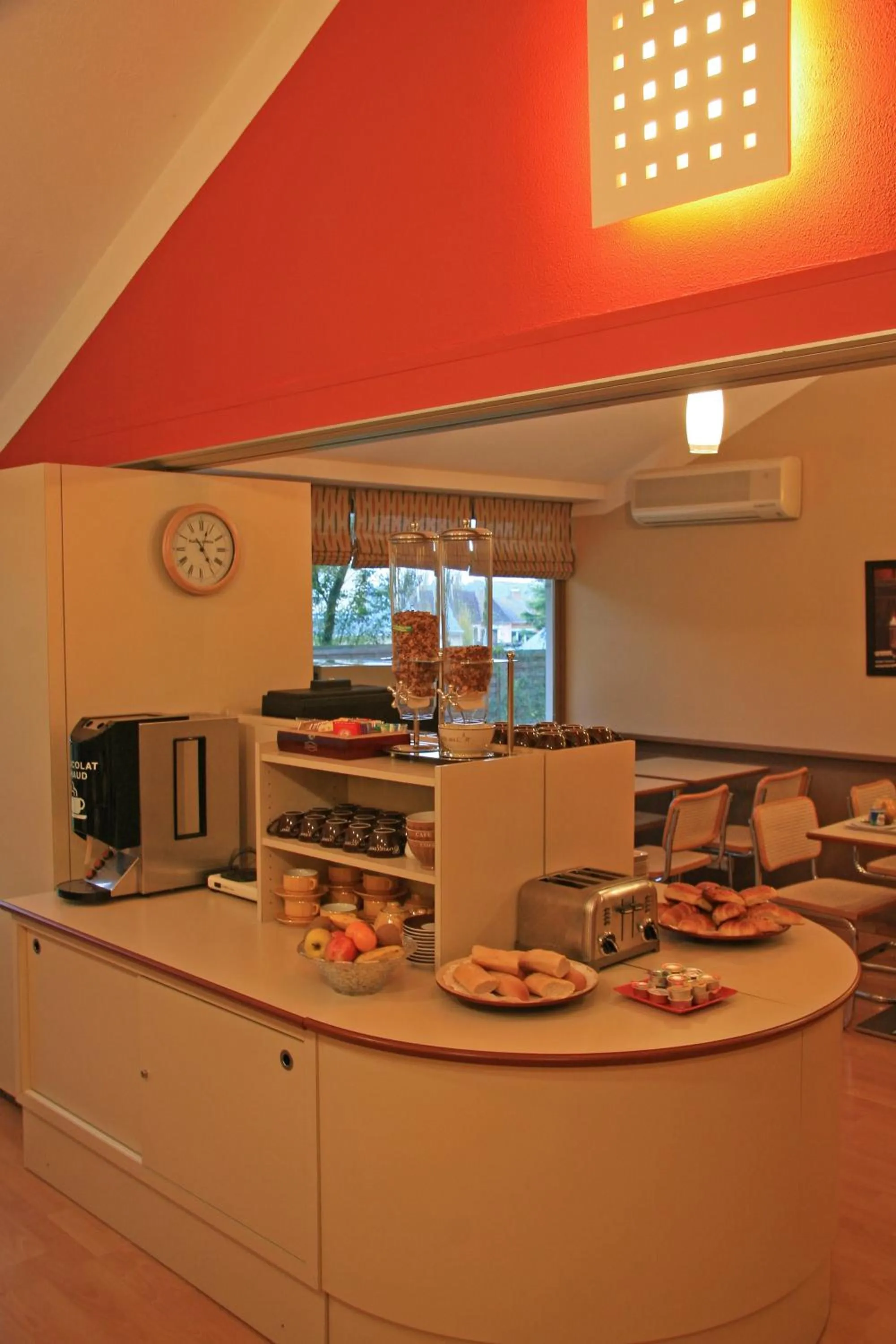 Restaurant/places to eat in Hôtel du Parc Nantes Ouest Orvault