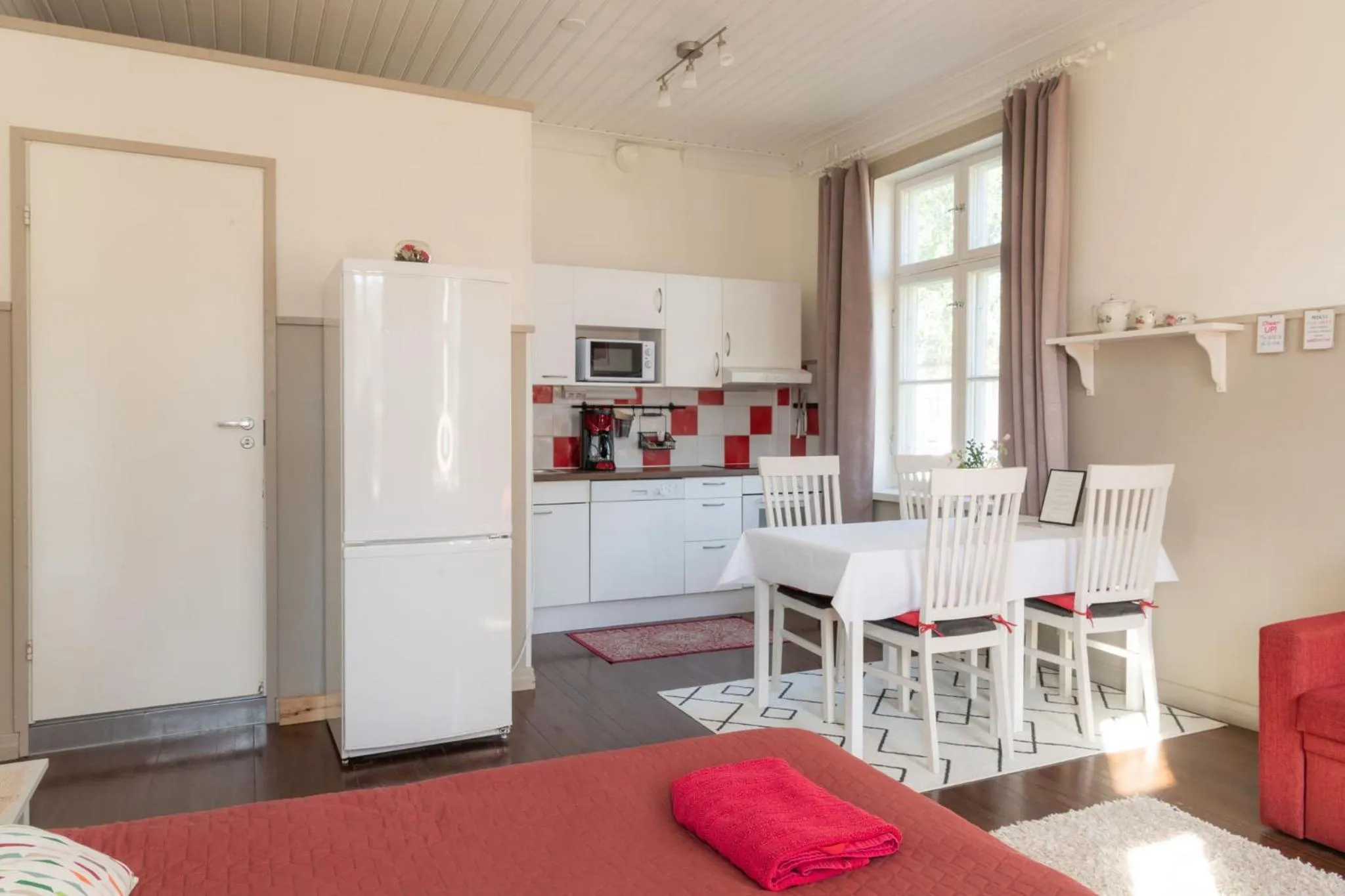 Coffee/tea facilities in Huoneistohotelli Marja