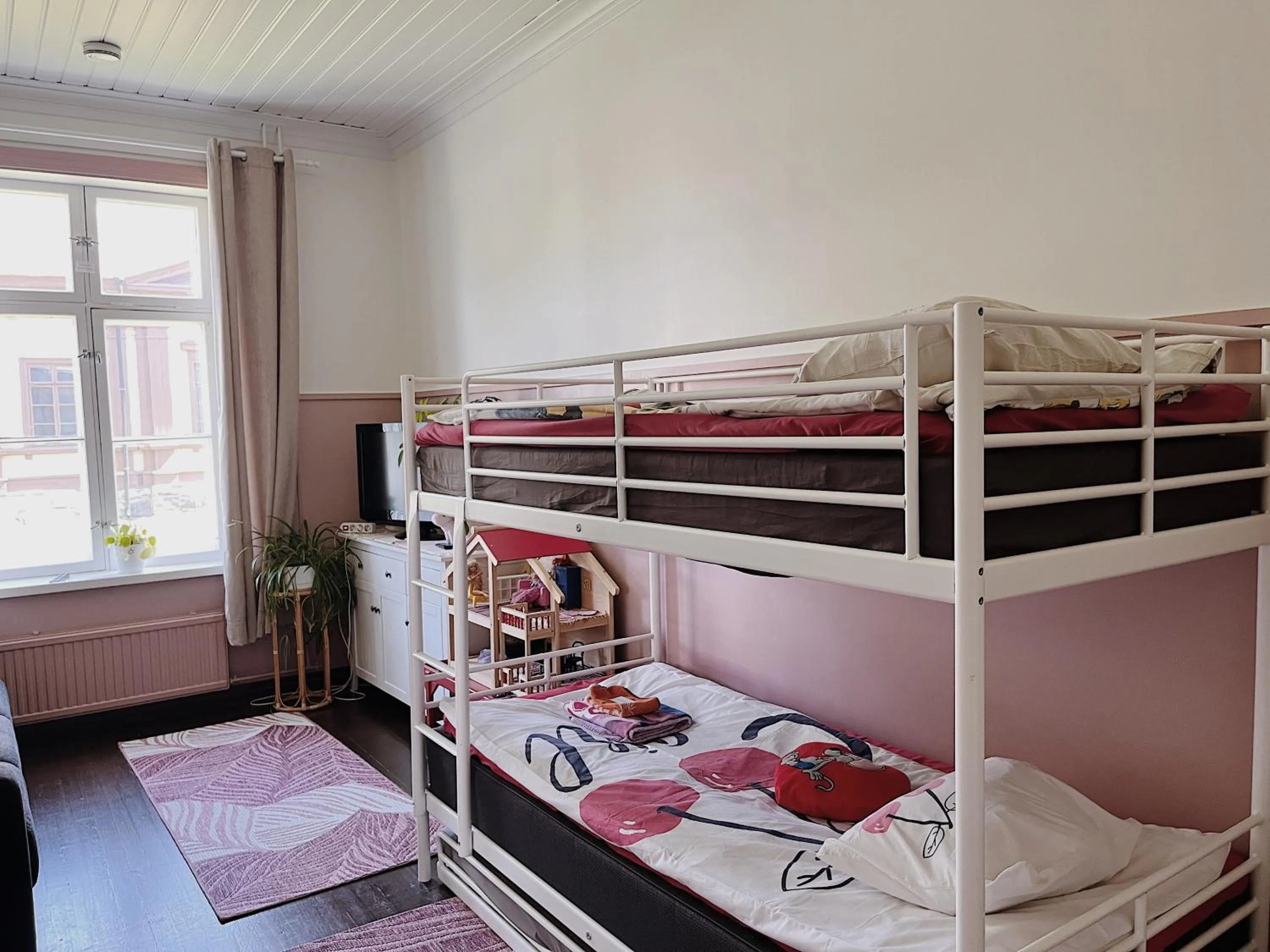 bunk bed, Bed in Huoneistohotelli Marja