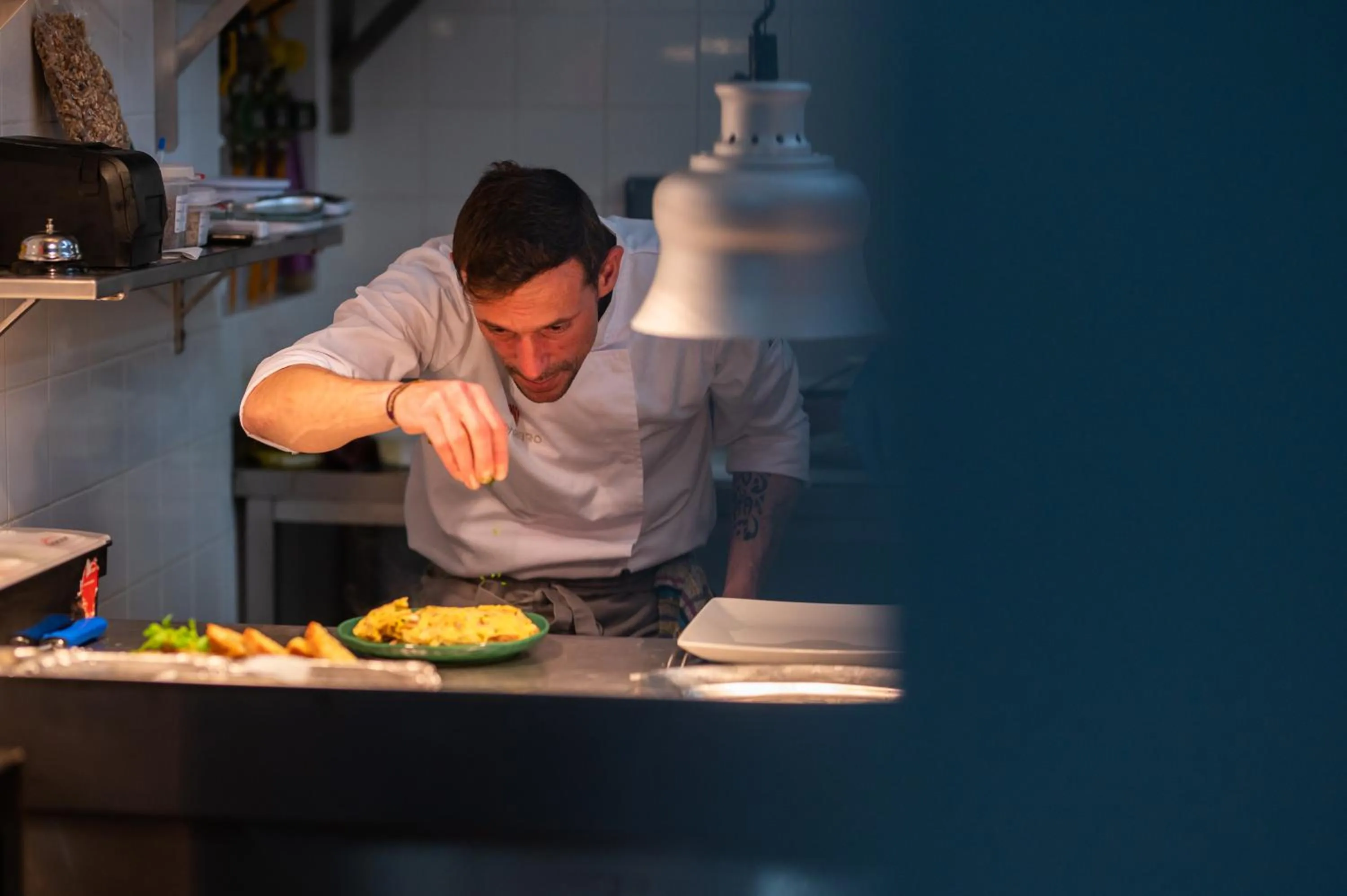 Restaurant/places to eat in ANC Resort