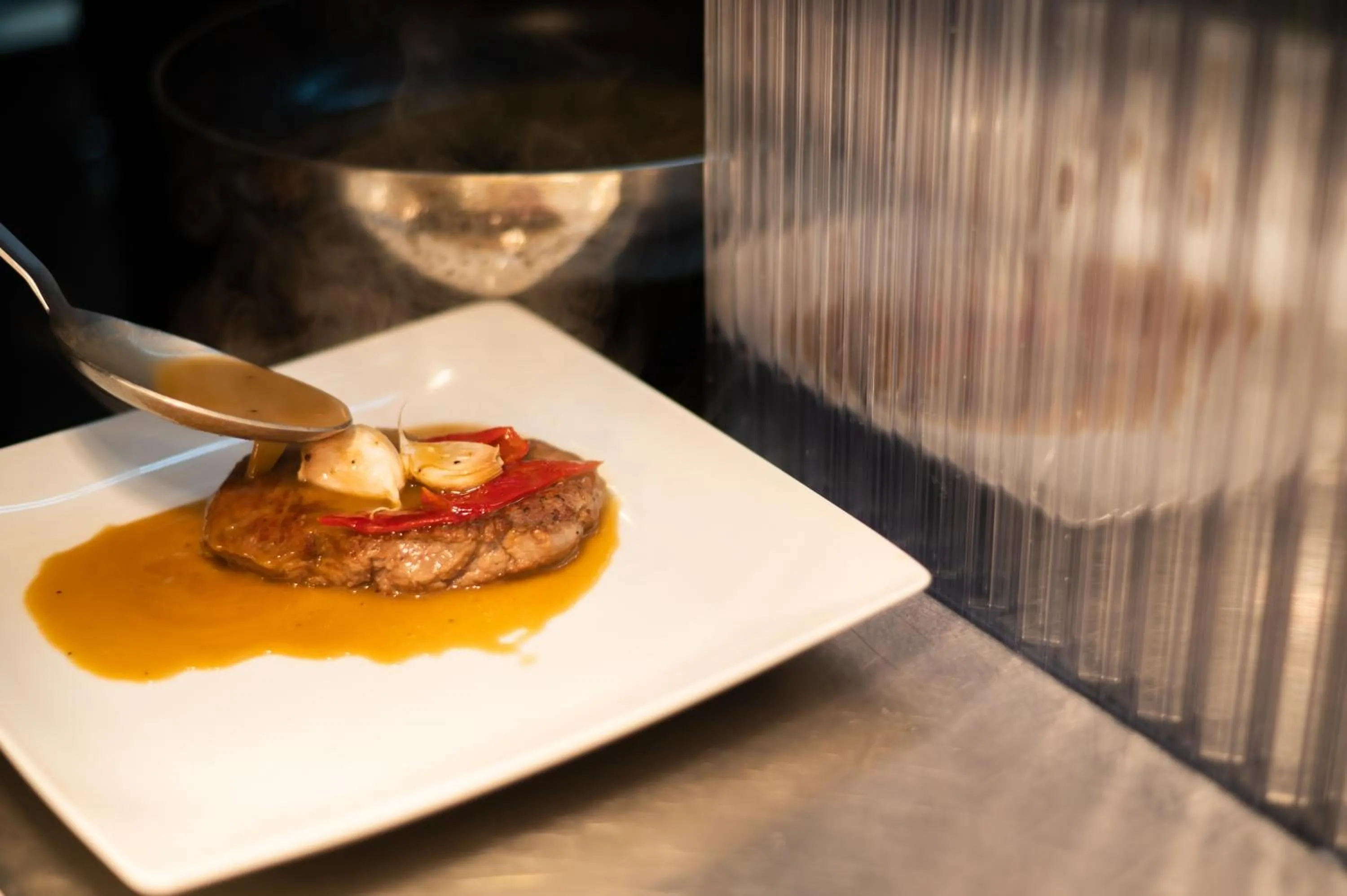 Restaurant/places to eat in ANC Resort