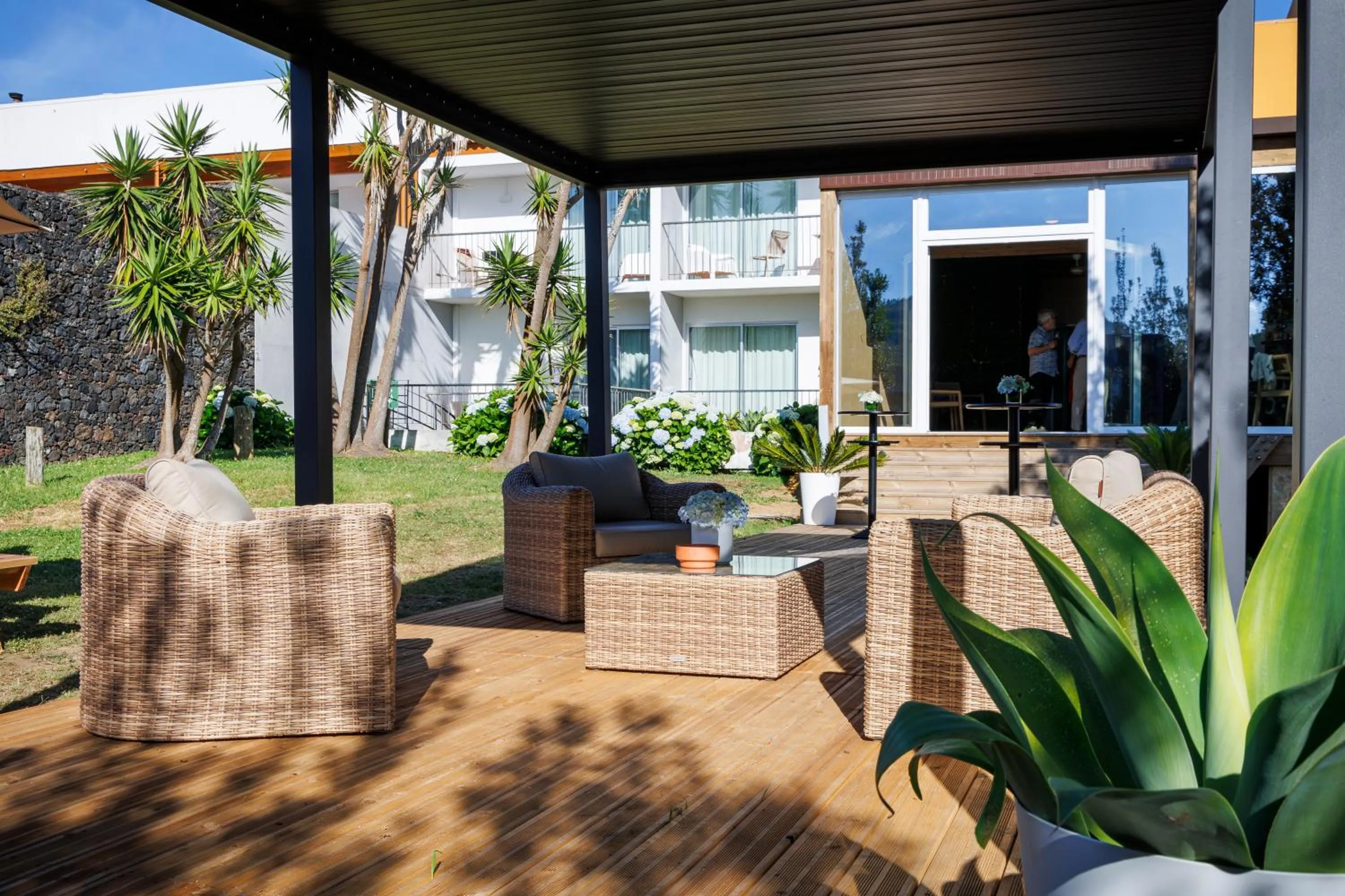 Restaurant/places to eat in ANC Resort