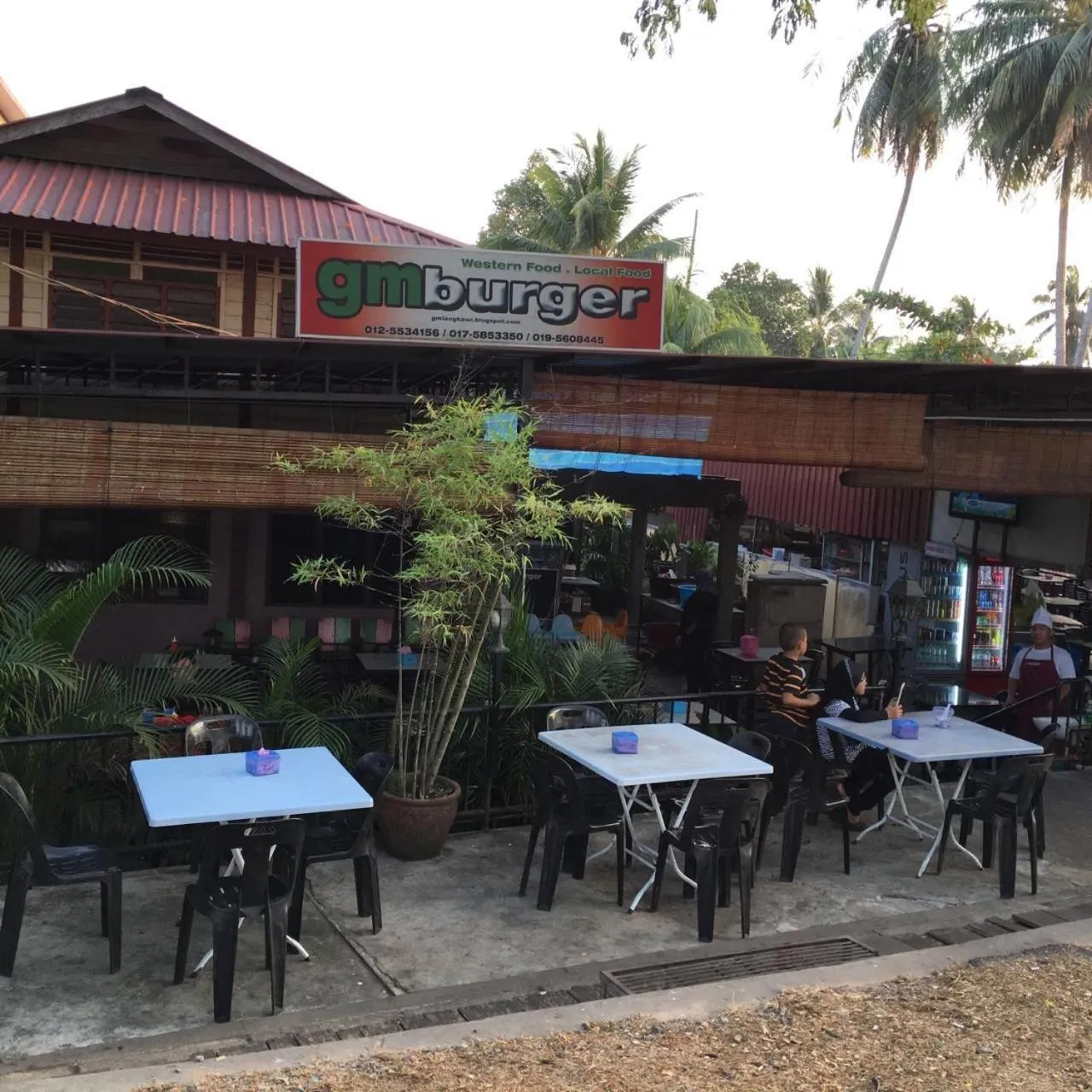 Restaurant/places to eat in Gm Motel