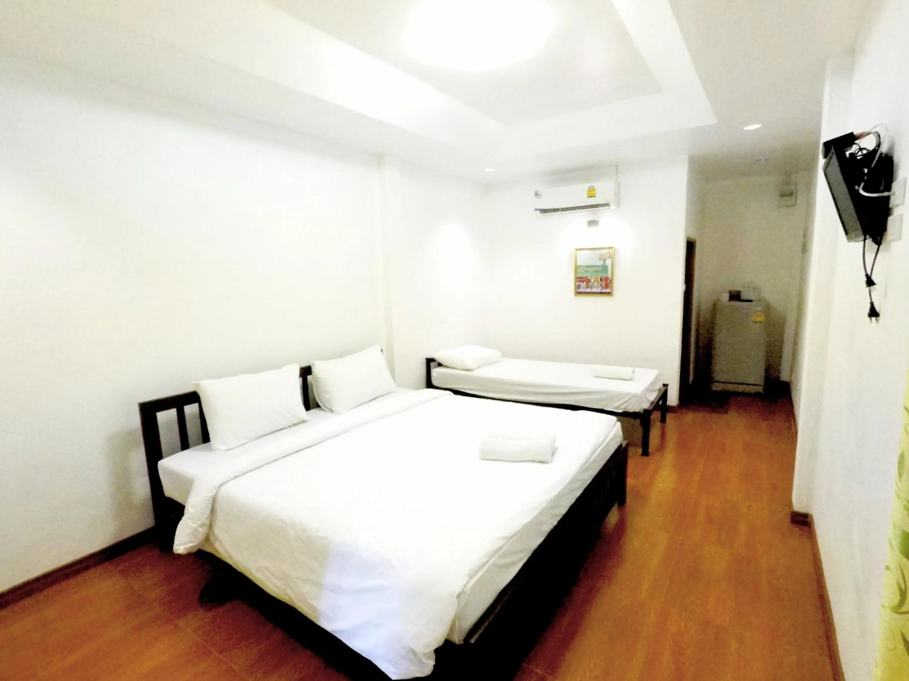 Bed in Thiw Tara Resort