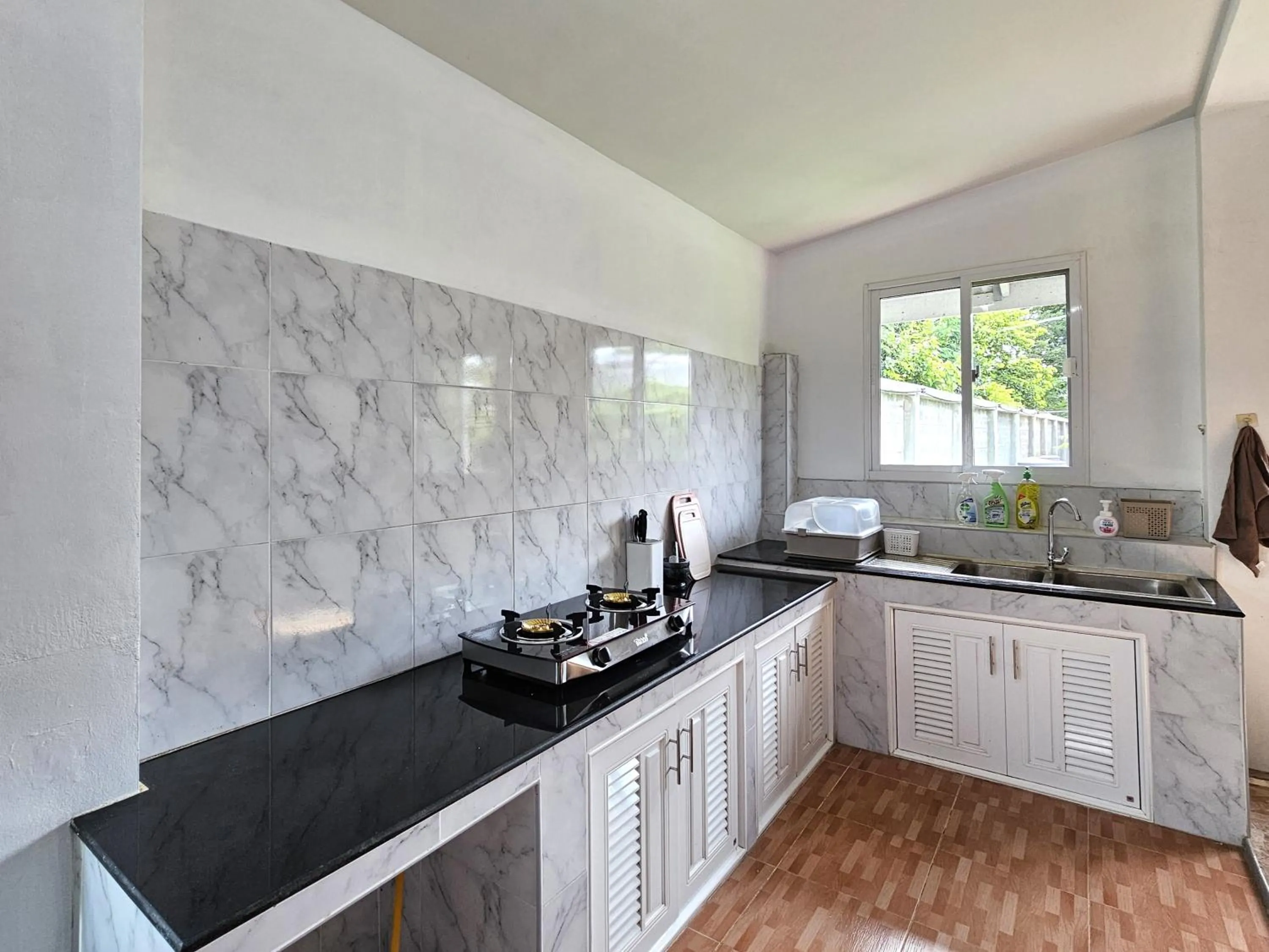 Kitchen or kitchenette in Plearn Khaoyai Resort