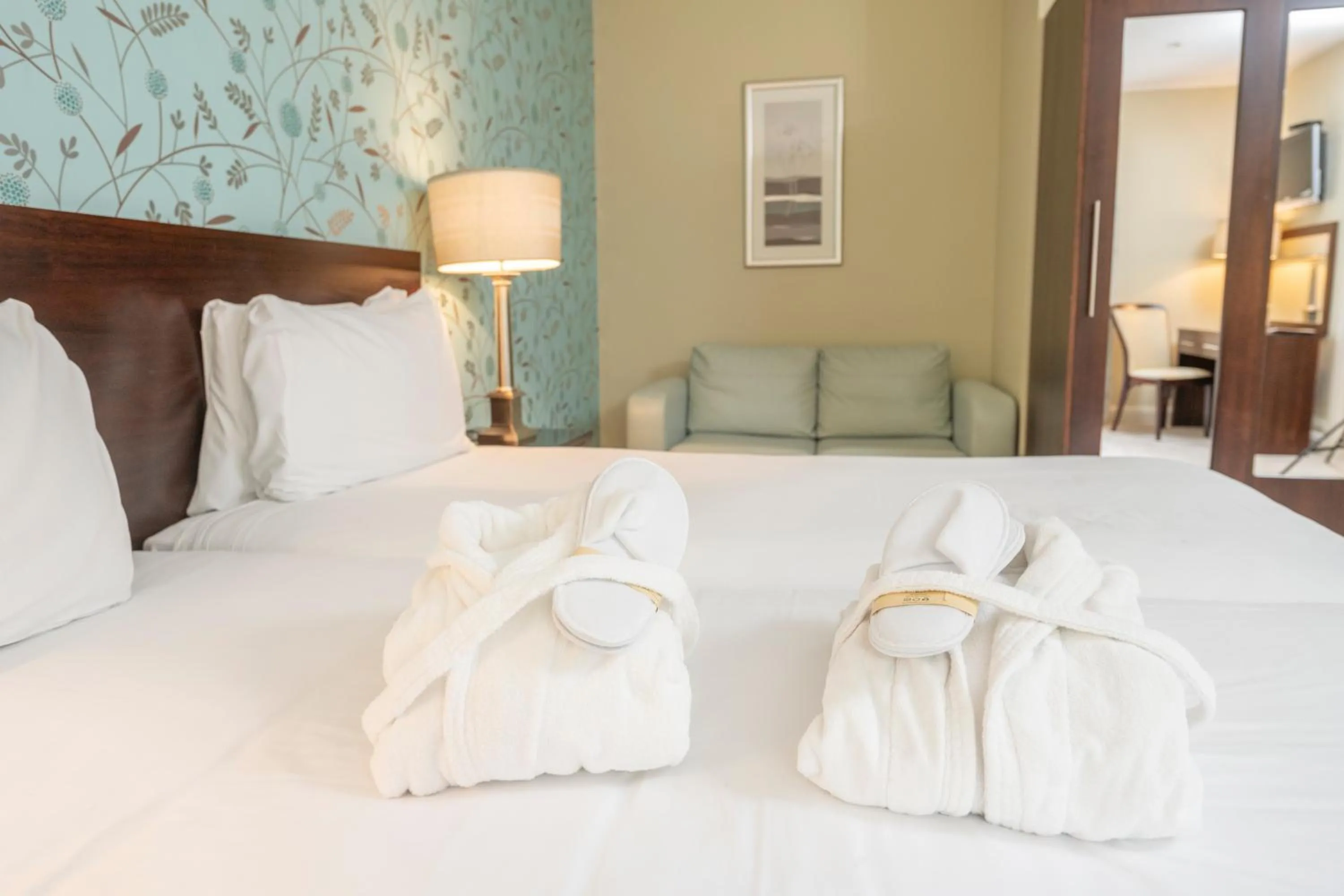 Bedroom in Kenmare Bay Hotel Lodges