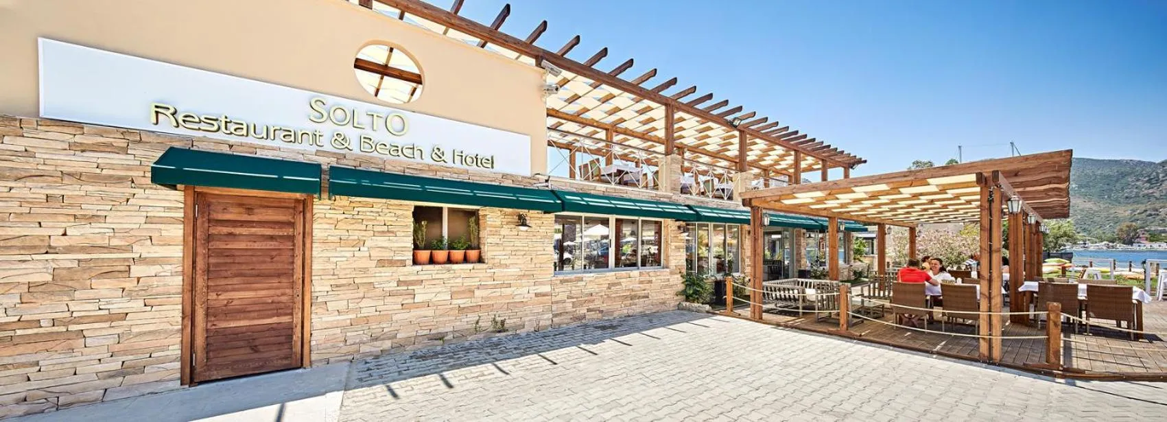 Restaurant/places to eat in Fİ Light Solto Boutique Beach Hotel
