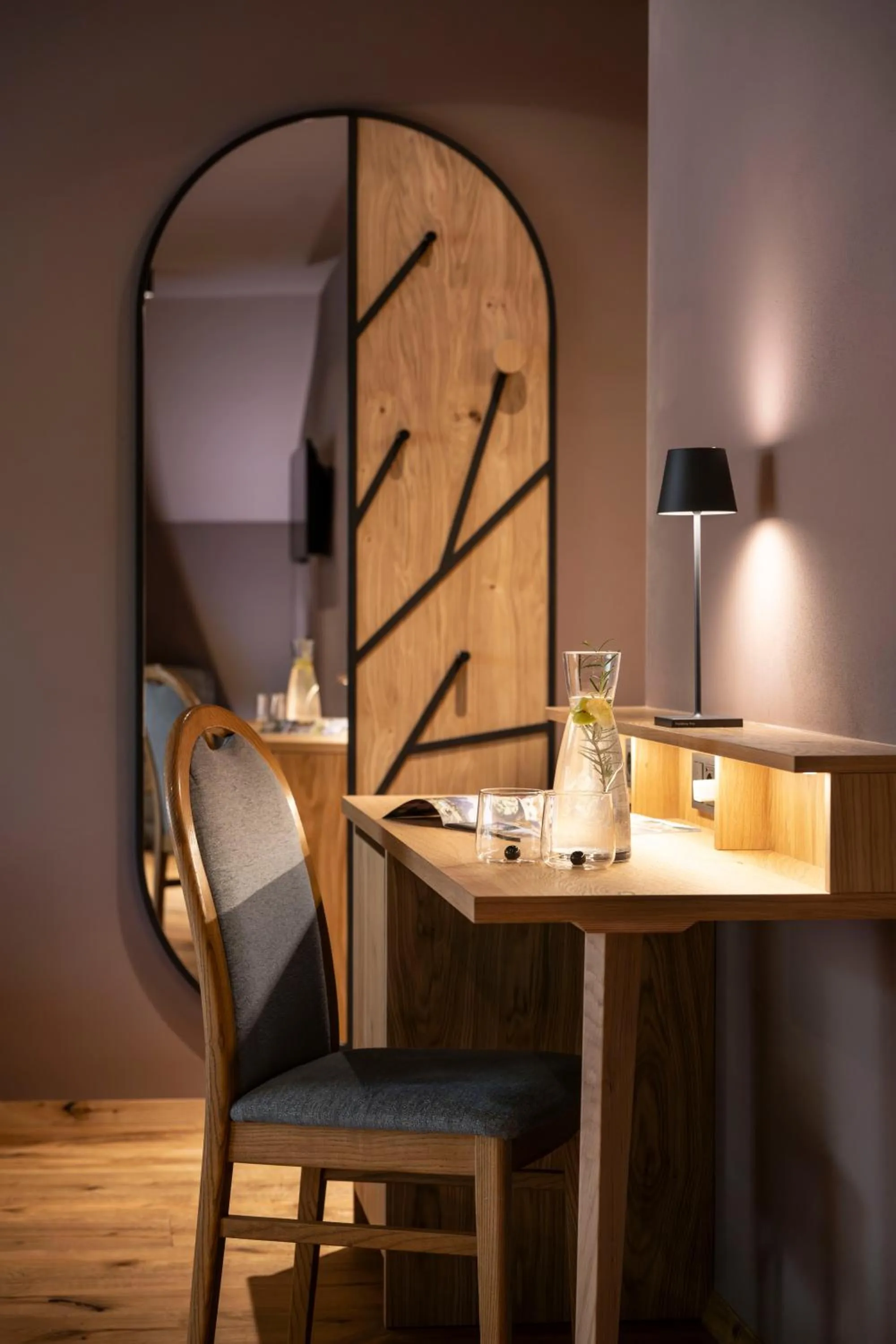 Photo of the whole room in Hotel Alpenroyal