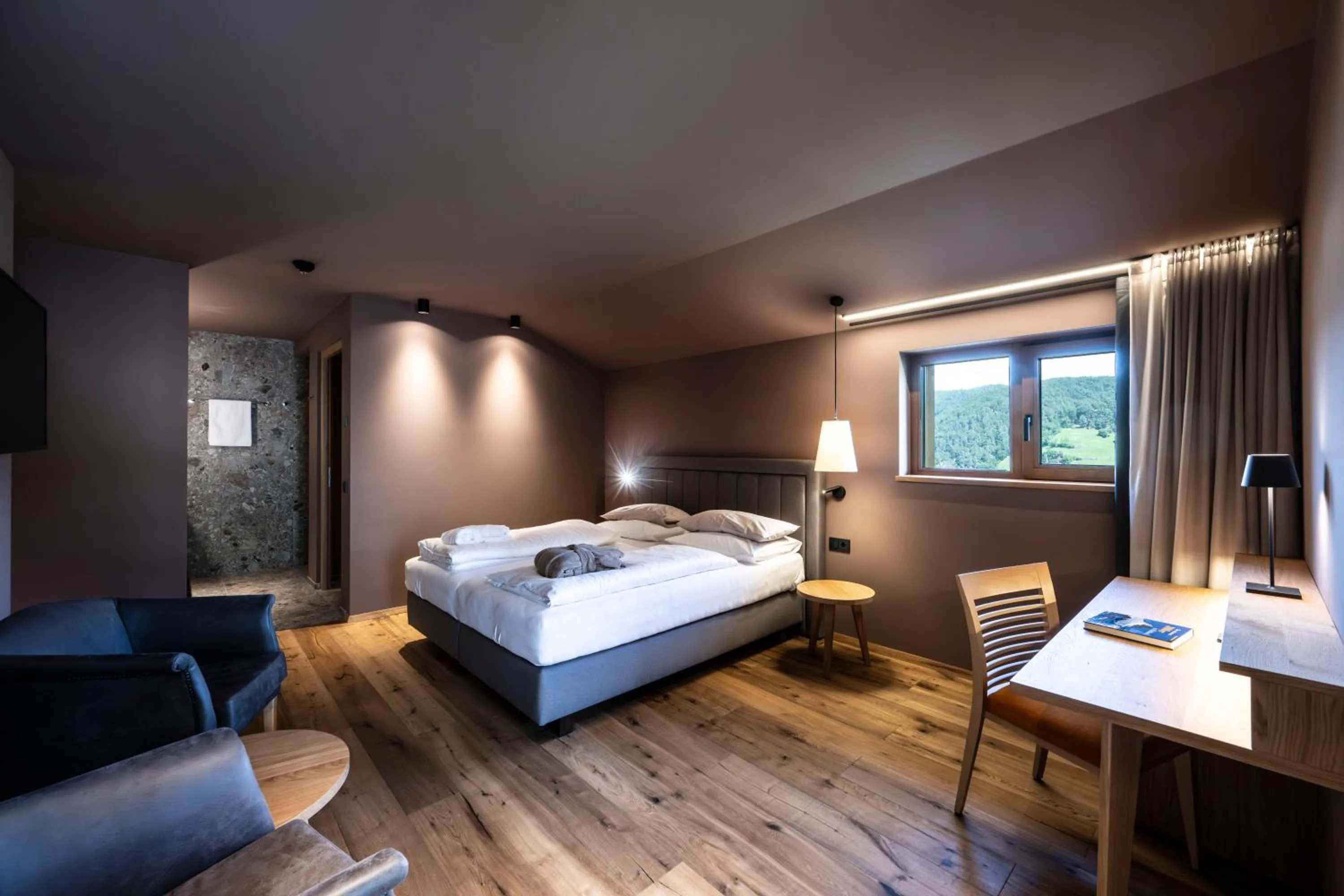 Photo of the whole room, Bed in Hotel Alpenroyal