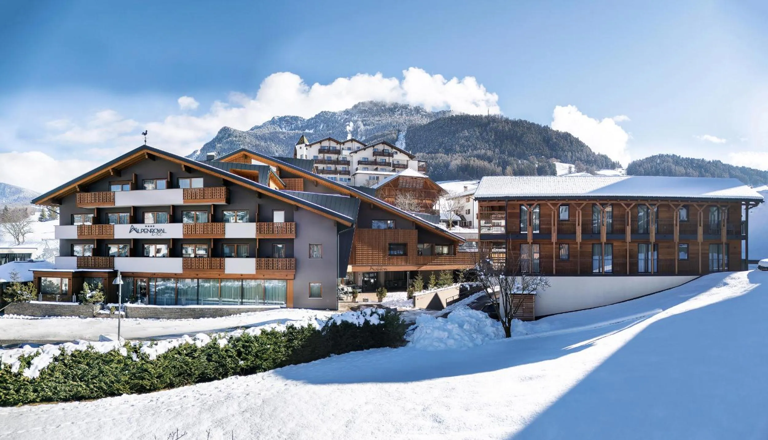 Property building in Hotel Alpenroyal