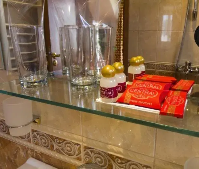 Double or Twin Room - single occupancy in Hotel Central Double or Twin Room - single occupancy in Hotel Central