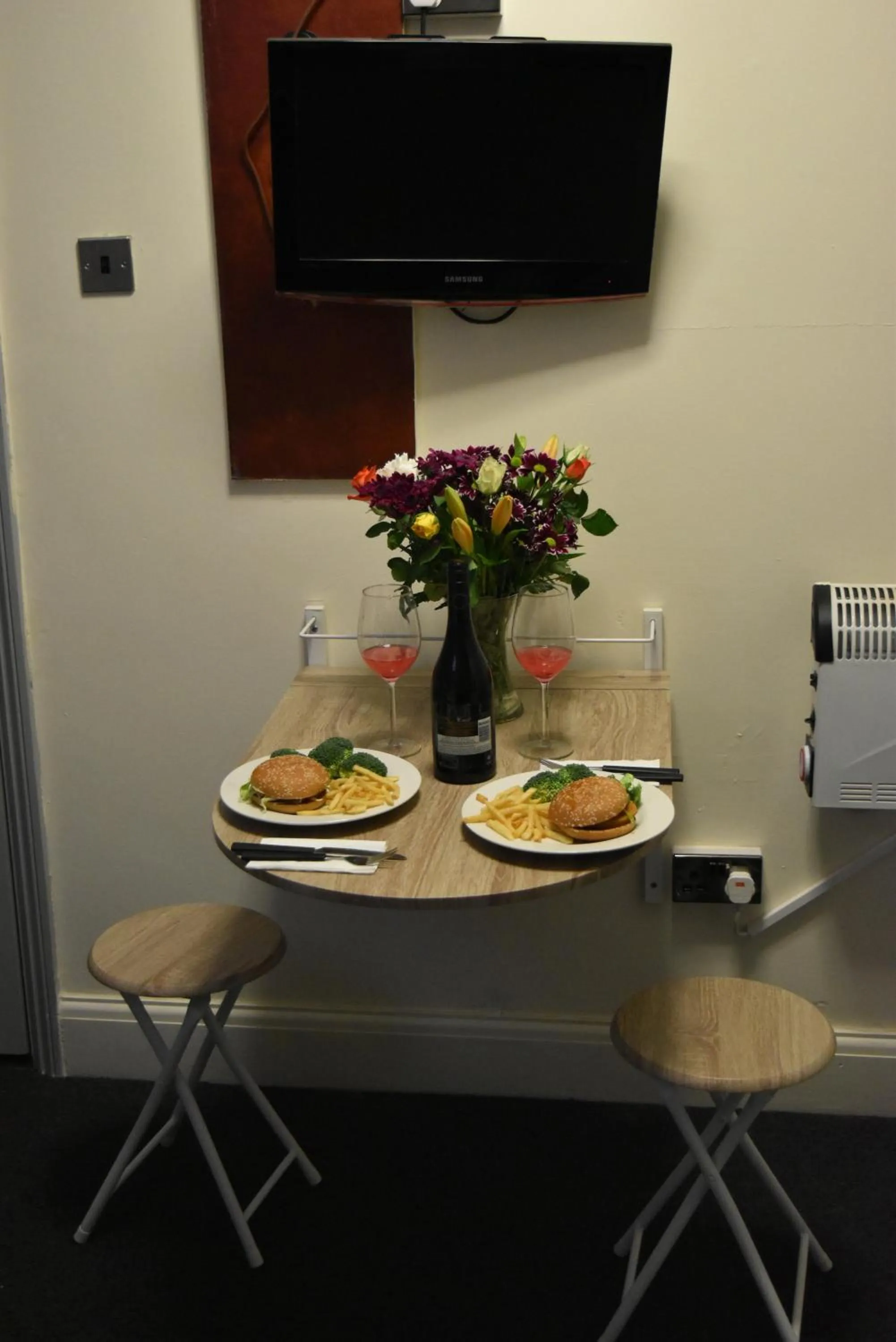 London Olympus Hotel Nirvana