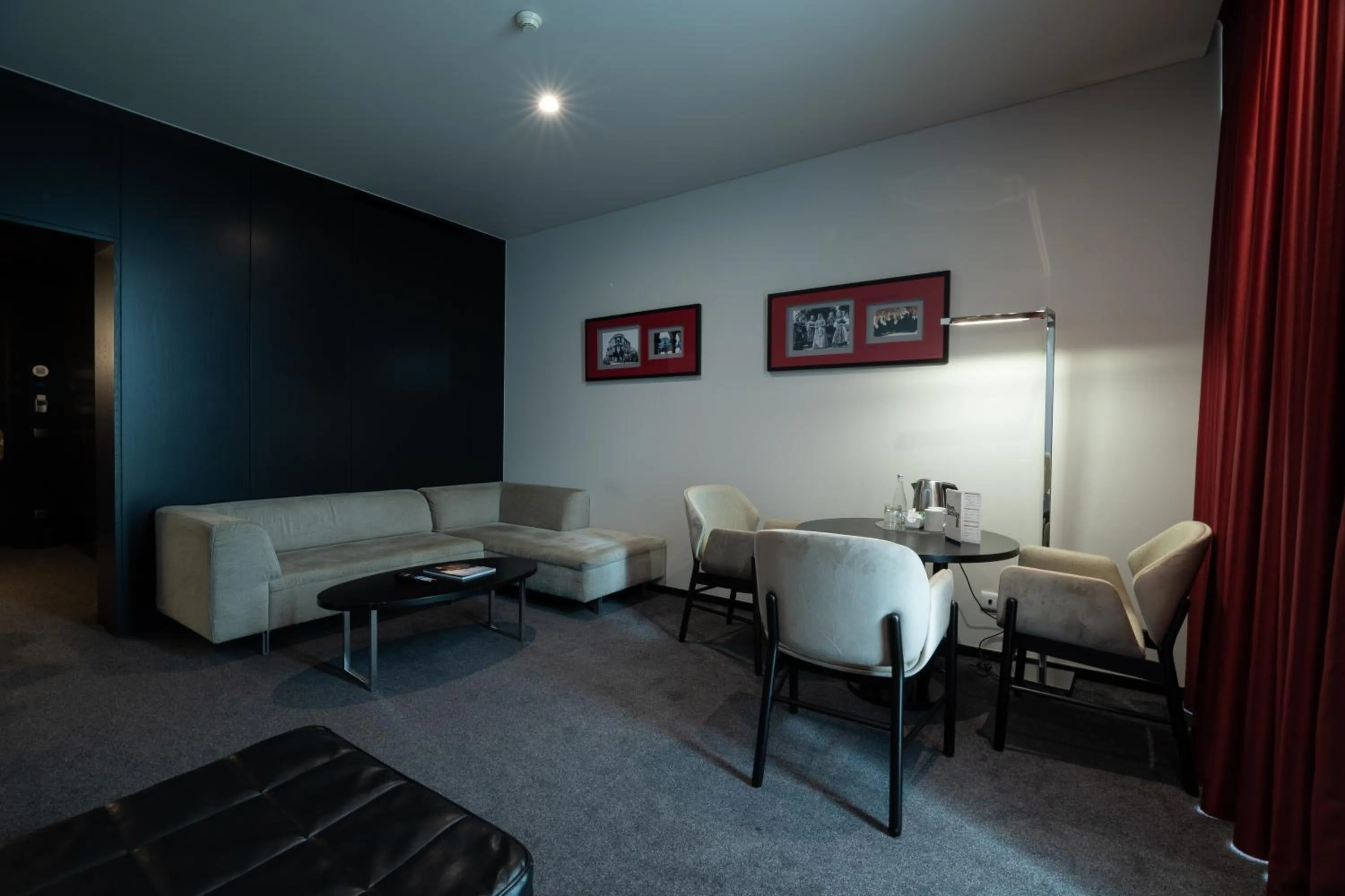 Living room in Axis Viana Business & SPA Hotel