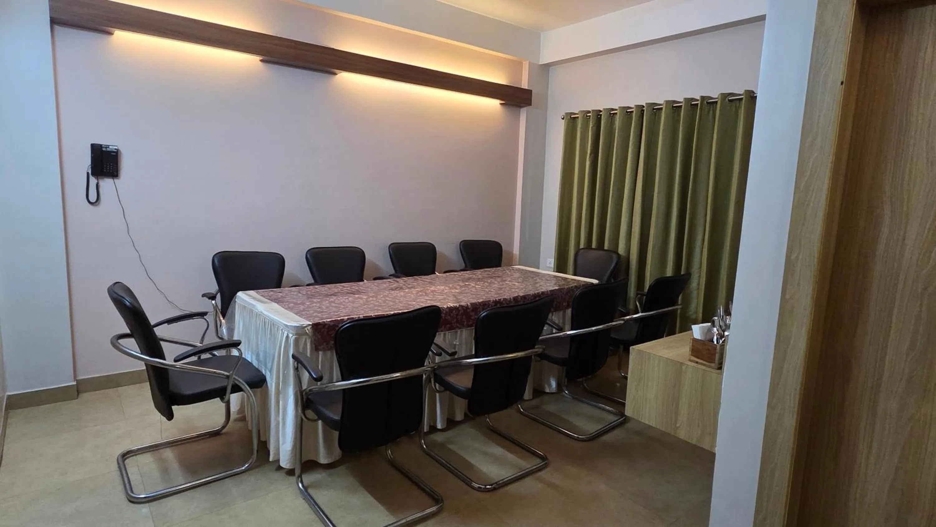 Meeting/conference room in Hotel Gulmohar Grand