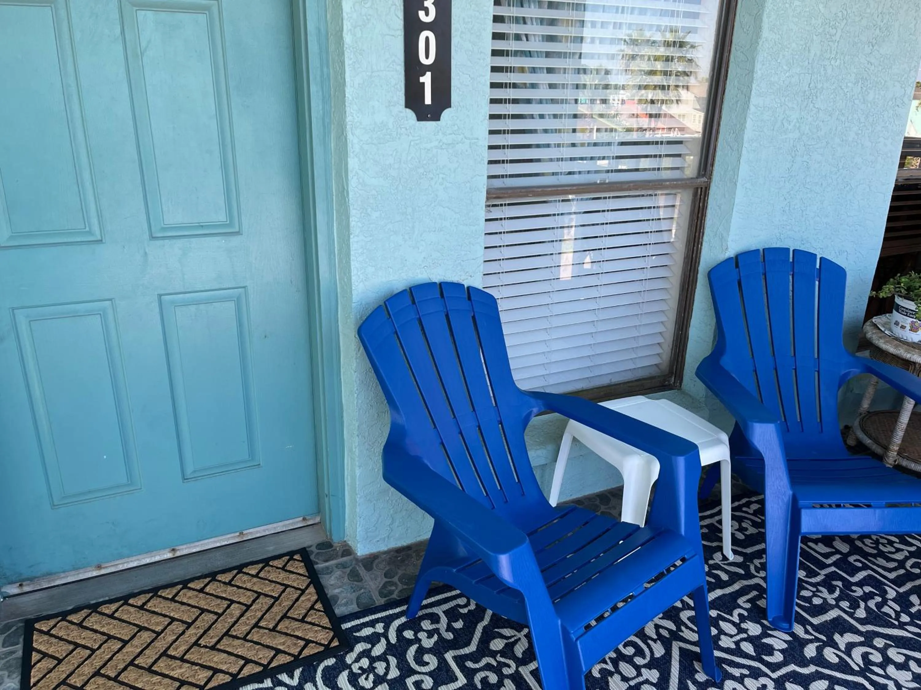Charming SPI family condo - walking distance to the beach, Sleeps 6, Third Floor, 2025 Traveler Award