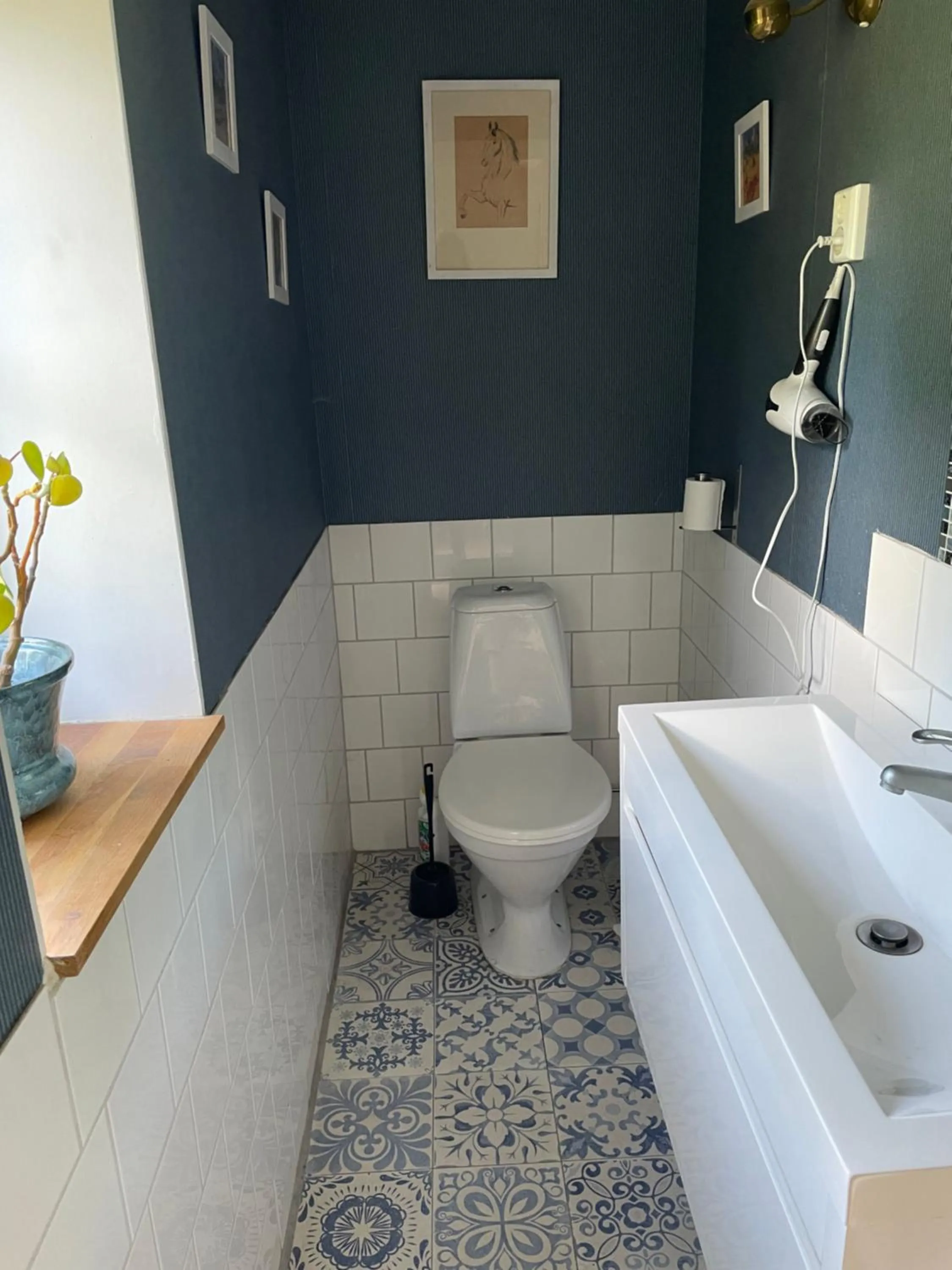 Bathroom in The Old Henhouse