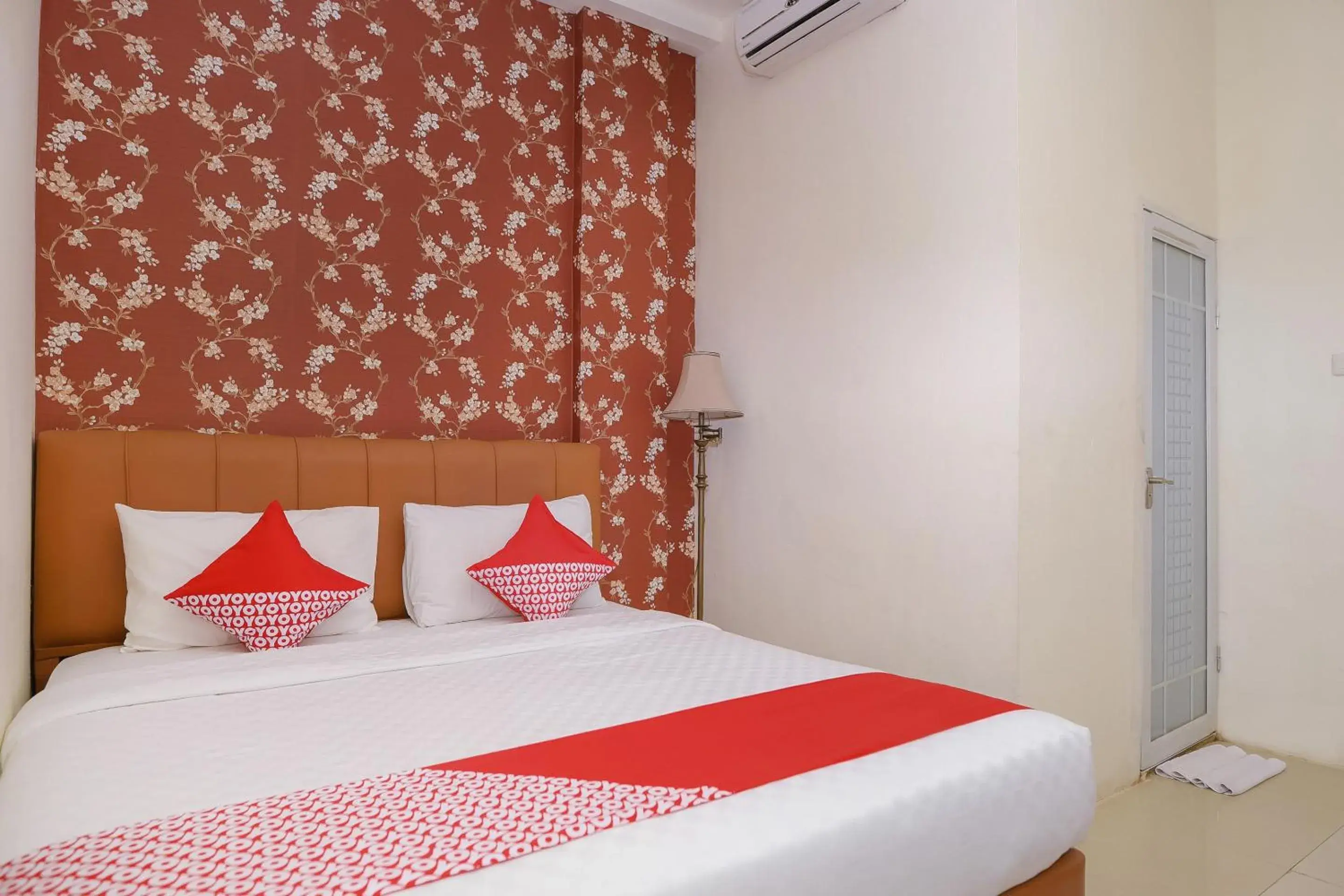 Standard Double Room in Capital O 854 Ub Caisar Hotel Standard Double Room in Capital O 854 Ub Caisar Hotel