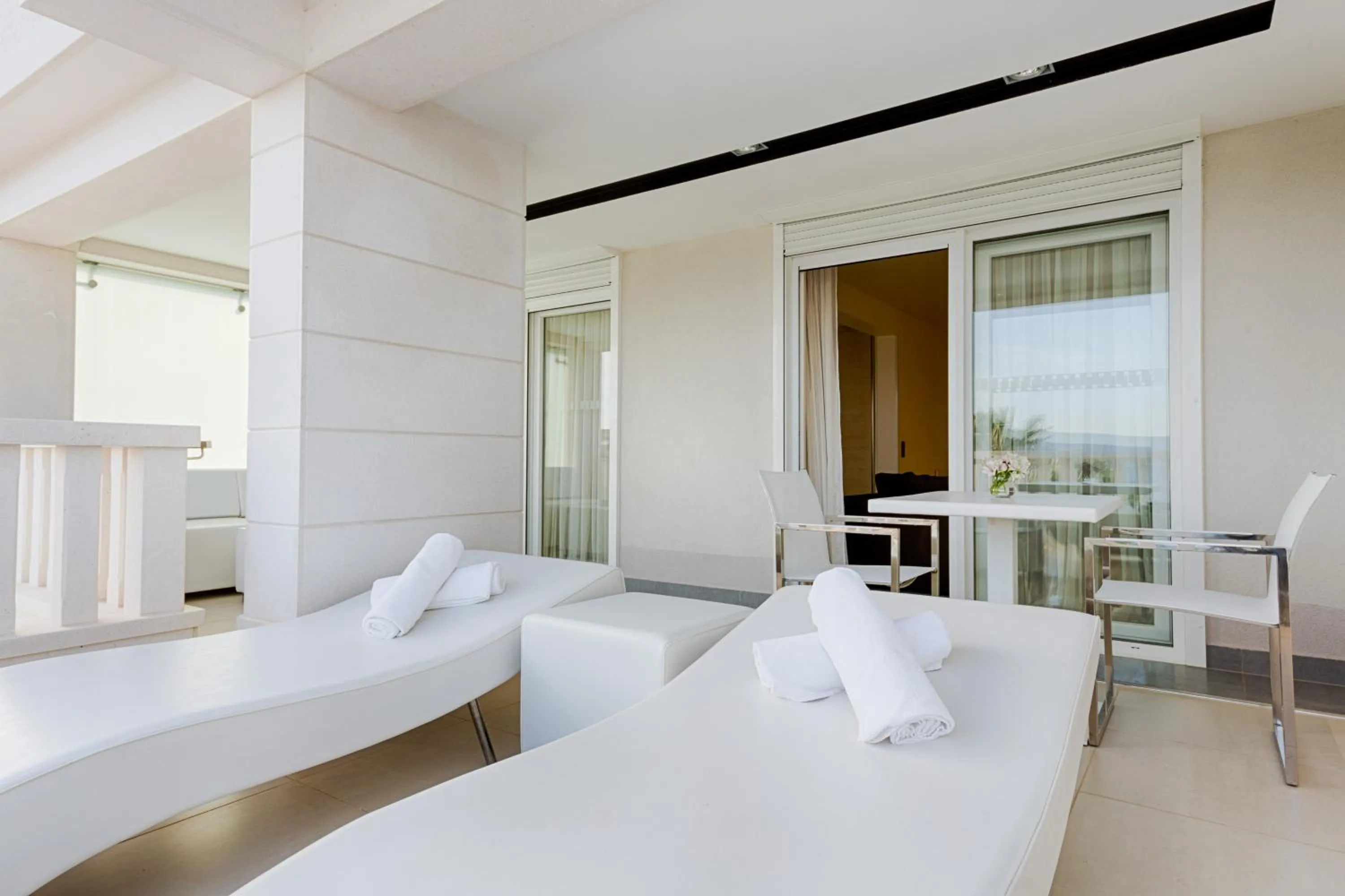 Balcony/Terrace, Bed in Damianii Luxury Boutique Hotel & Spa