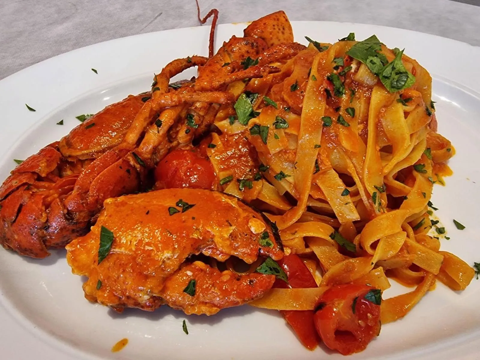 Restaurant/places to eat in Hotel Morena