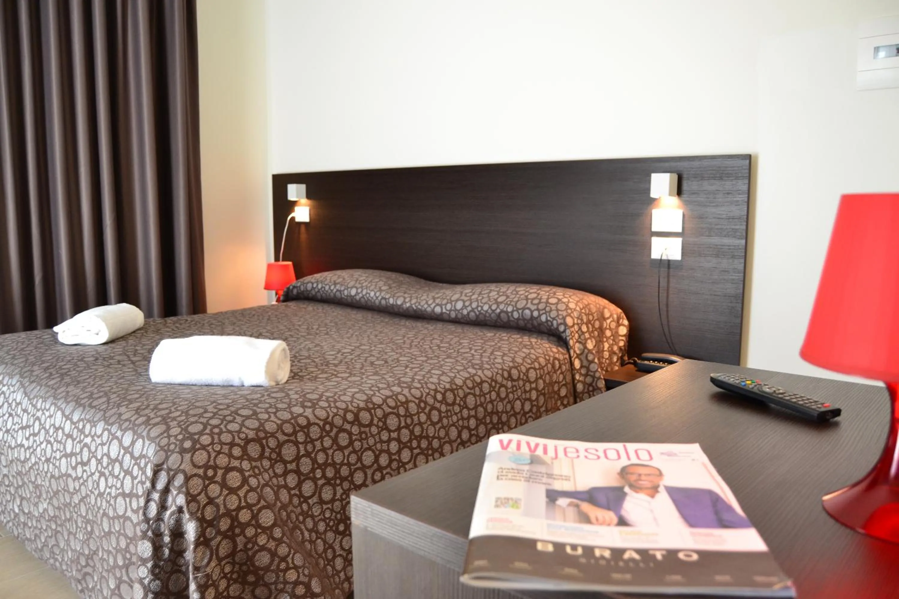 Bedroom, Bed in Hotel Morena