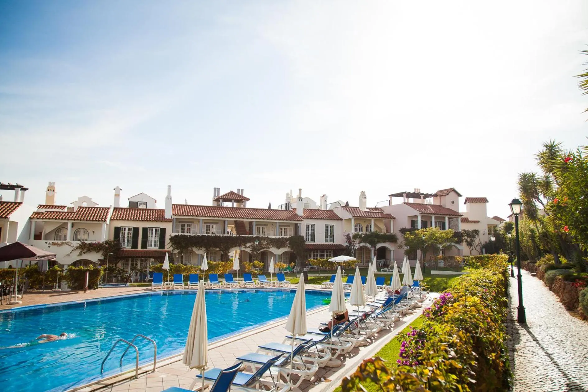 Swimming pool in Old Village & Prestige