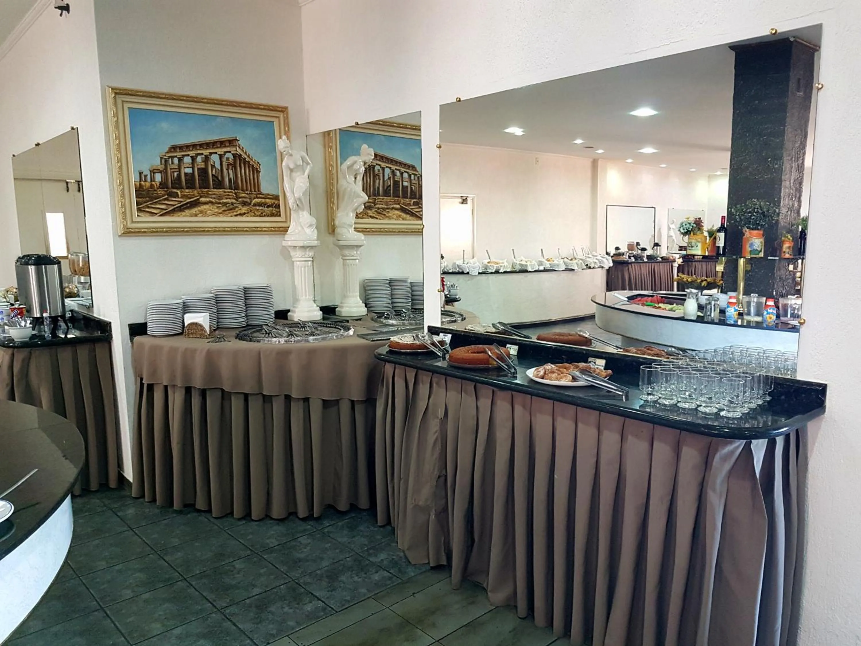 Breakfast in Hotel Akropolis