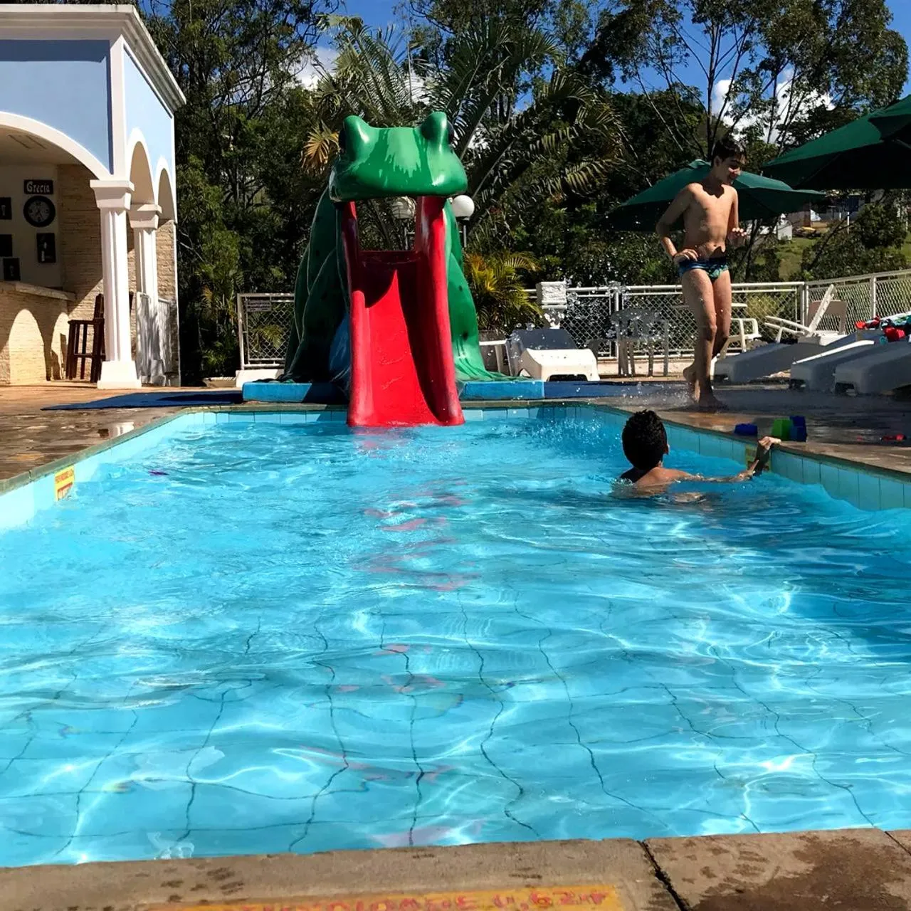 Swimming pool in Hotel Akropolis