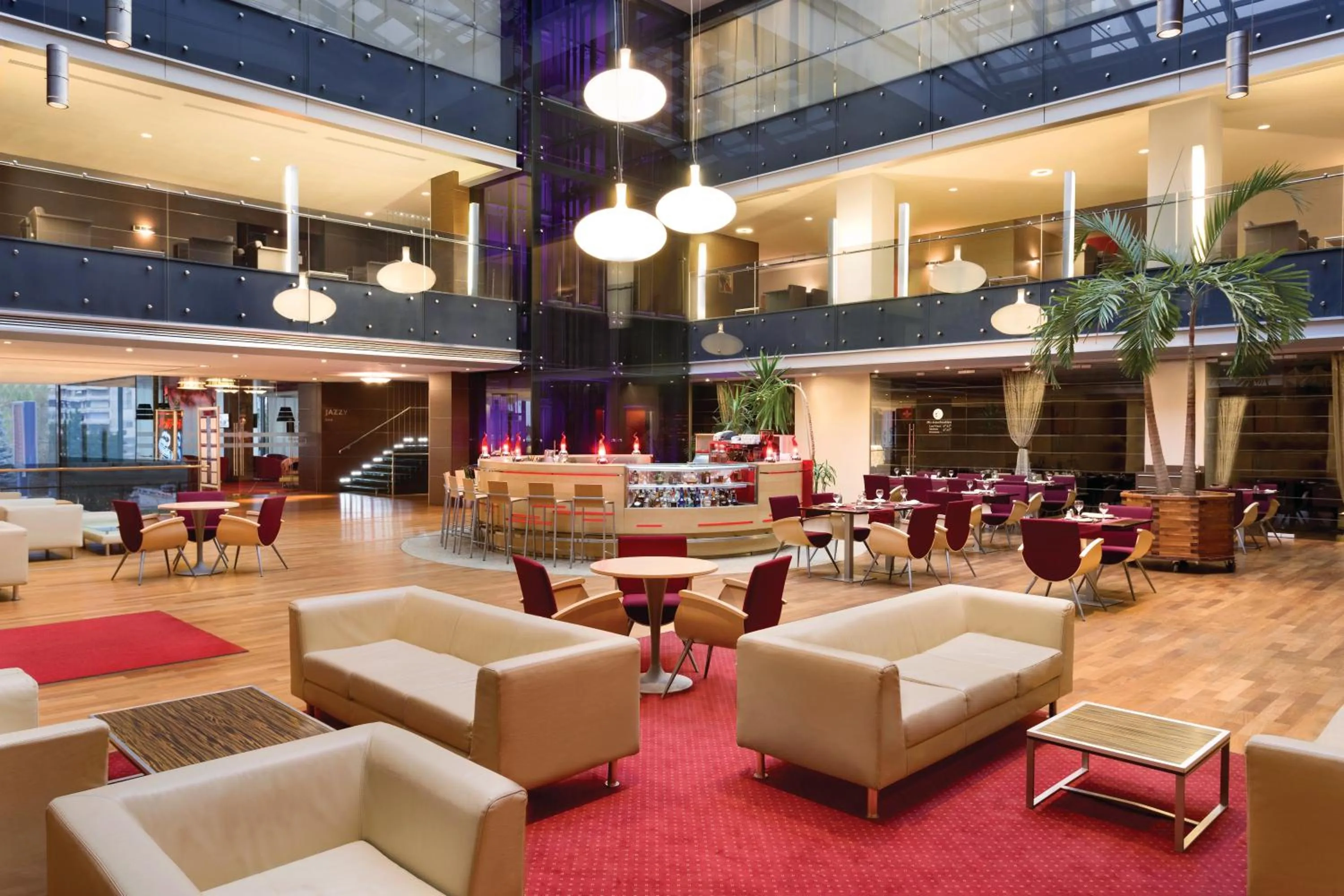 Lounge or bar in Ramada Sibiu Hotel