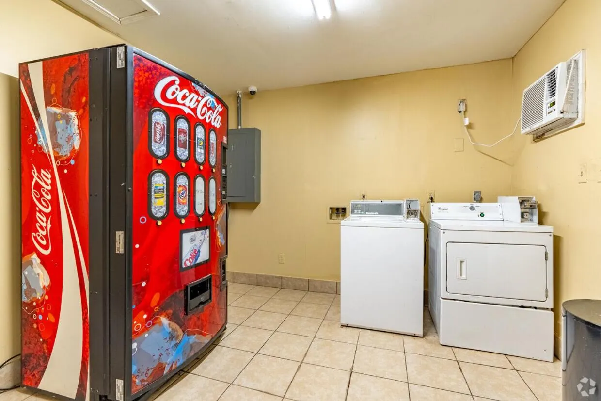 laundry in Key West Inn - Tunica Resort