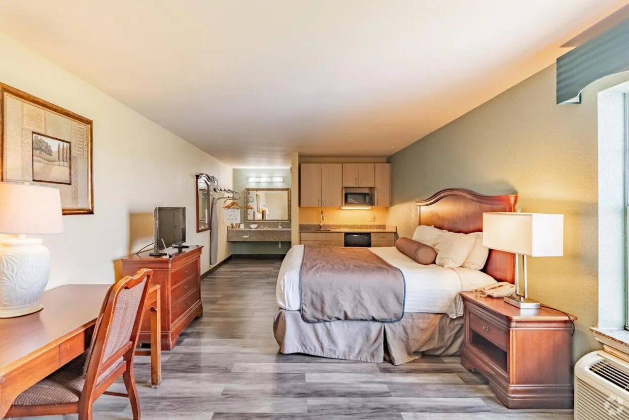 Bedroom, Bed in Key West Inn - Tunica Resort