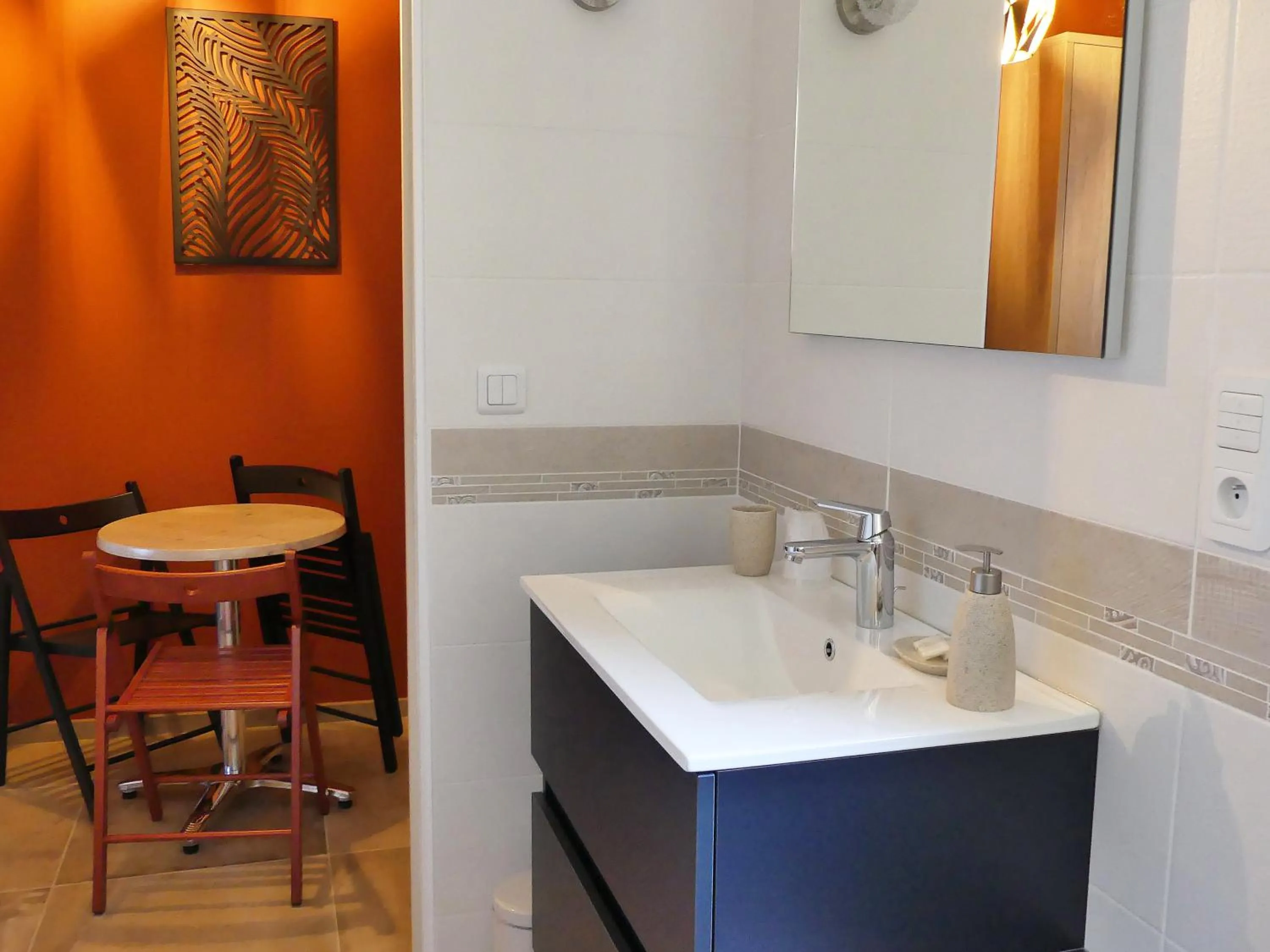 Bathroom in Les Ambaciales