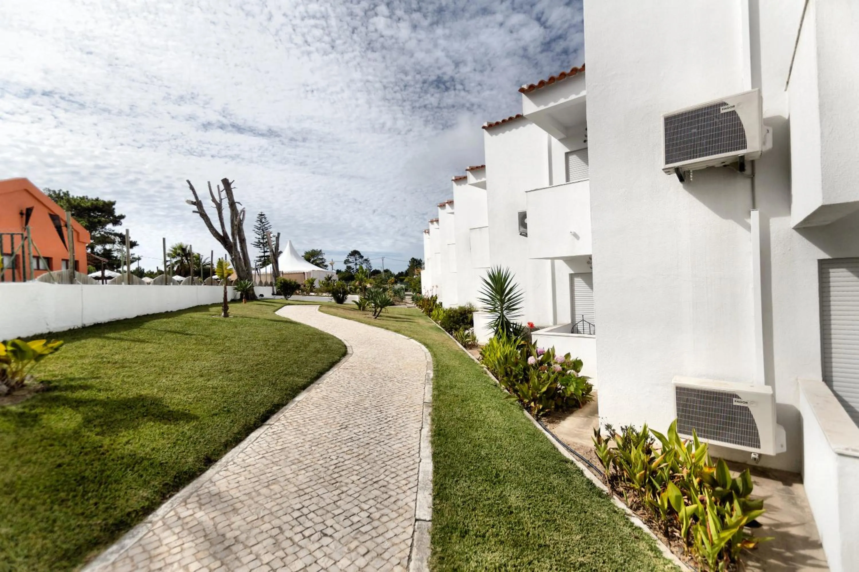 Property building in Hotel Vale Da Telha