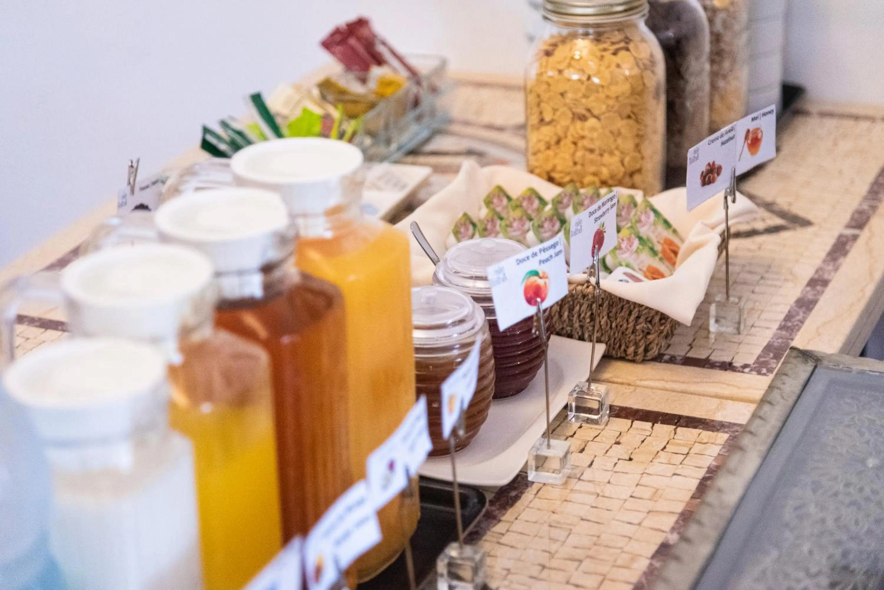 Buffet breakfast in Hotel Vale Da Telha