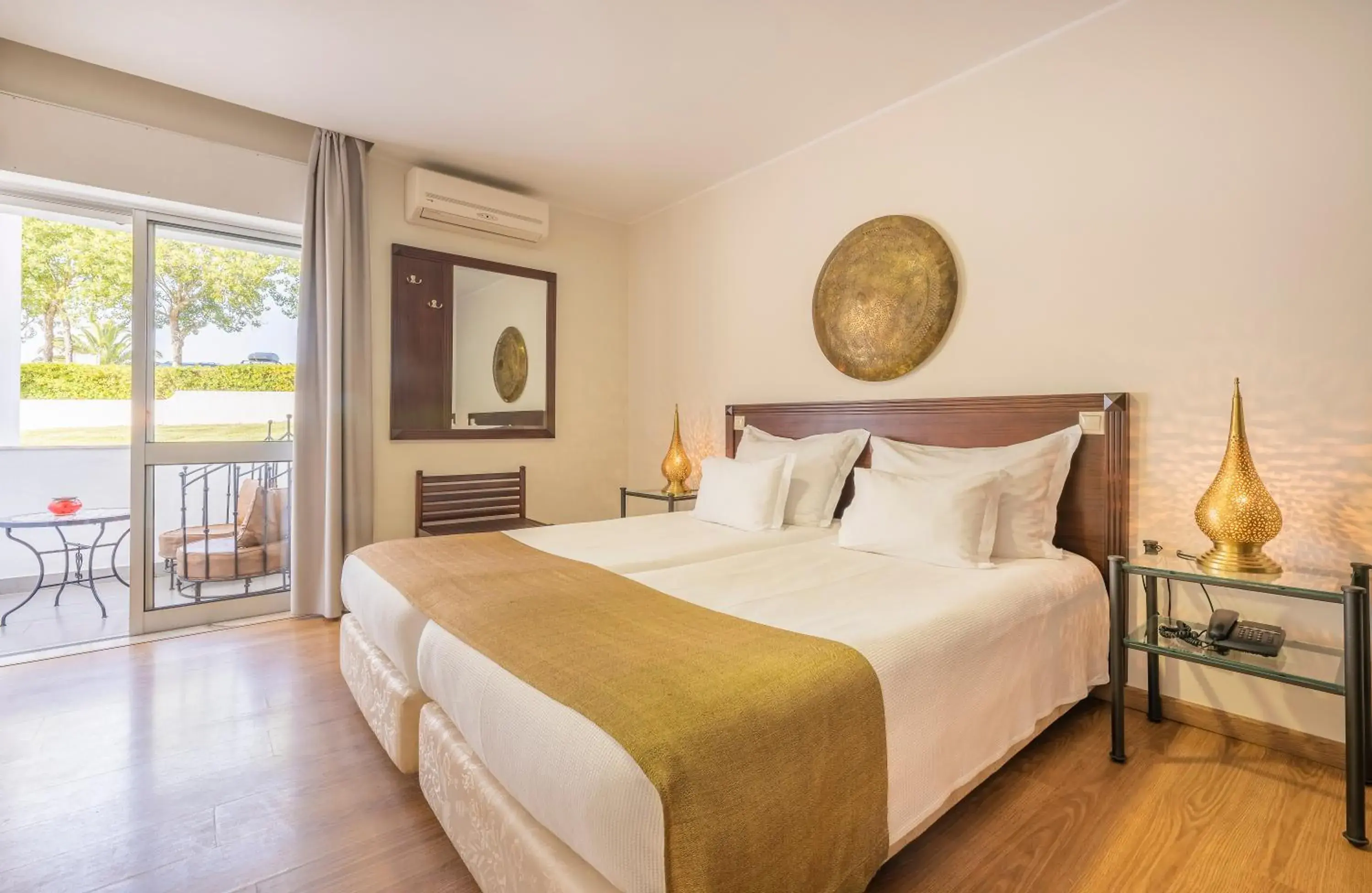 Double Room in Hotel Vale Da Telha Double Room in Hotel Vale Da Telha